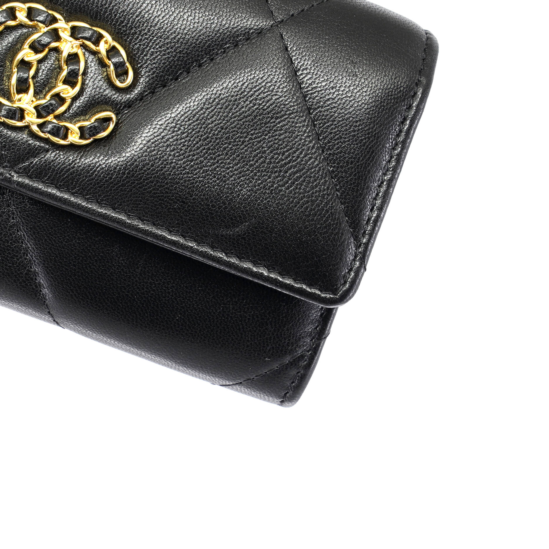 19 Flap Wallet Quilted Lambskin Small - Image 7