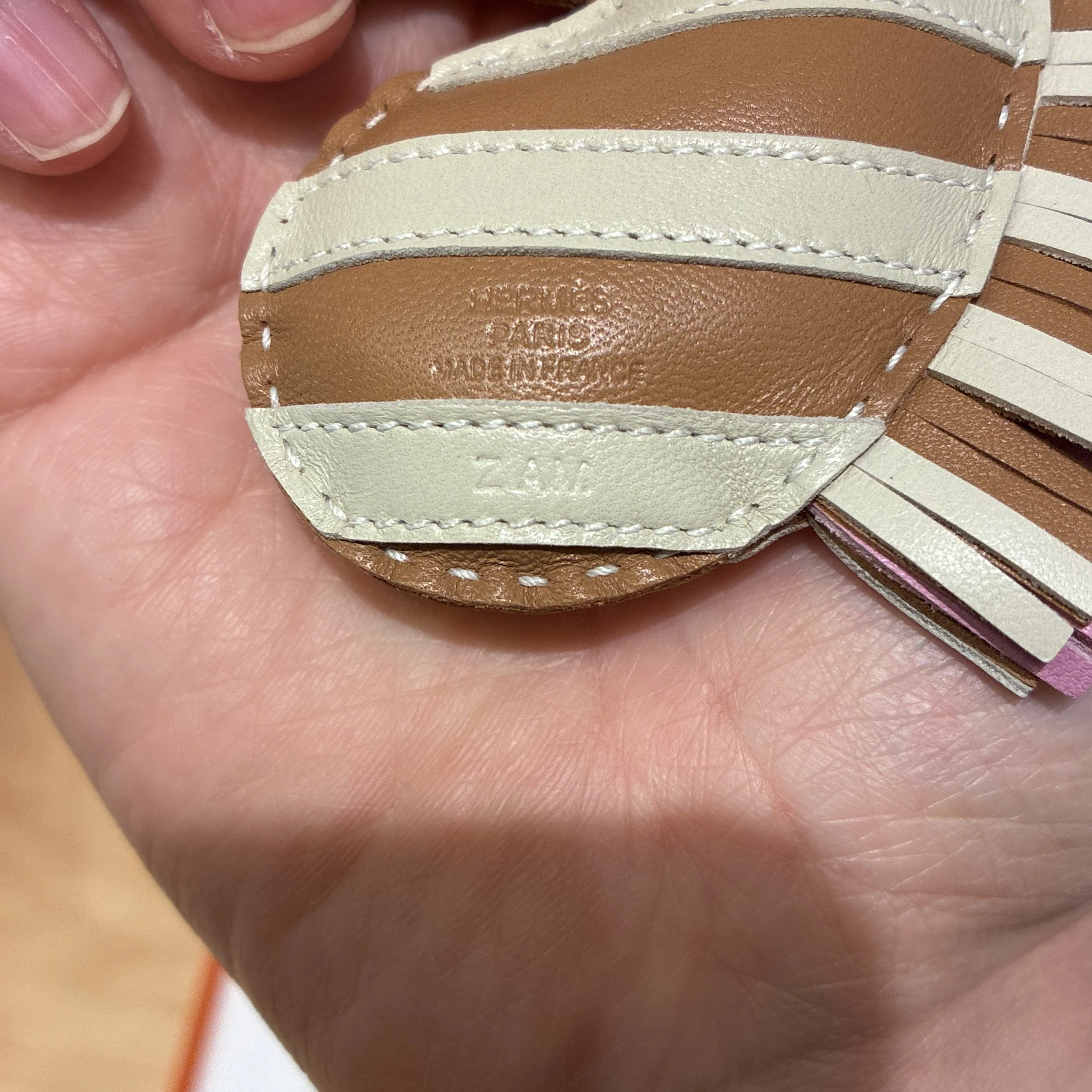 GeeGee Savannah Bag Charm Leather - Image 4