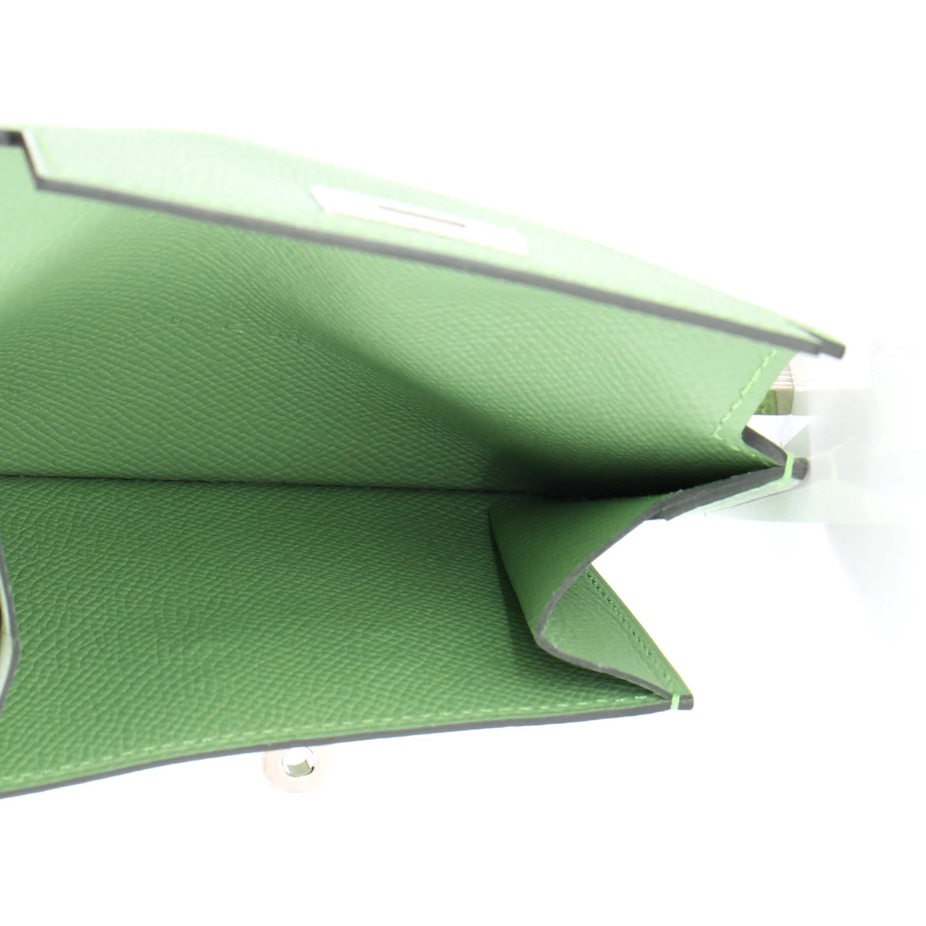 Kelly Pocket Compact Wallet Epsom - Image 5