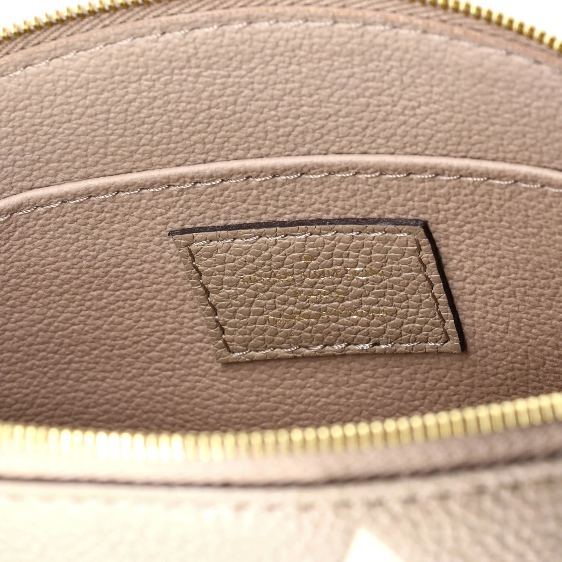 Cosmetic Pouch Bicolor Monogram Empreinte Giant - Image 6