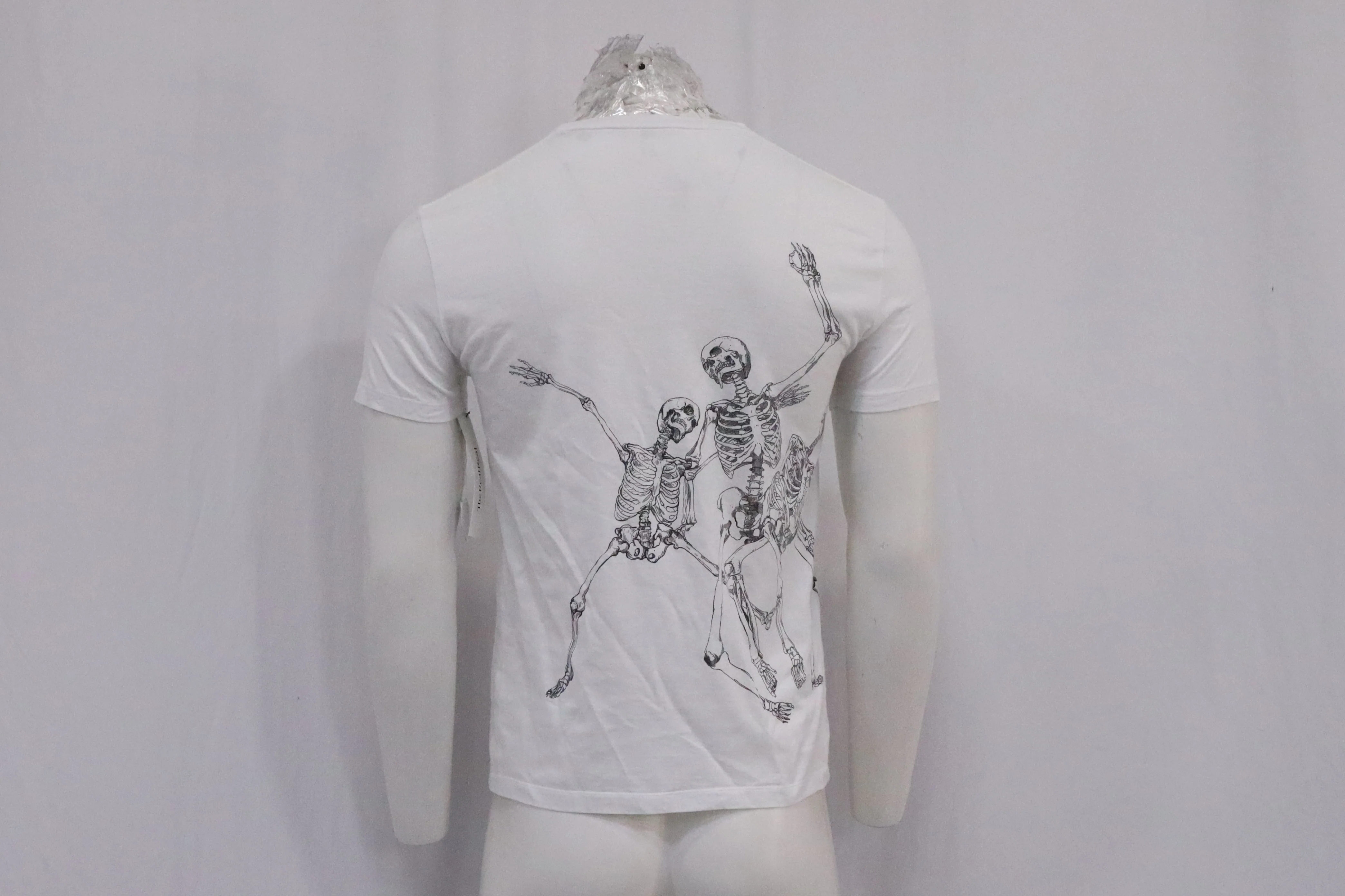 Men's Alexander McQueen Dancing Skeletons T-Shirt in White Cotton - Image 8