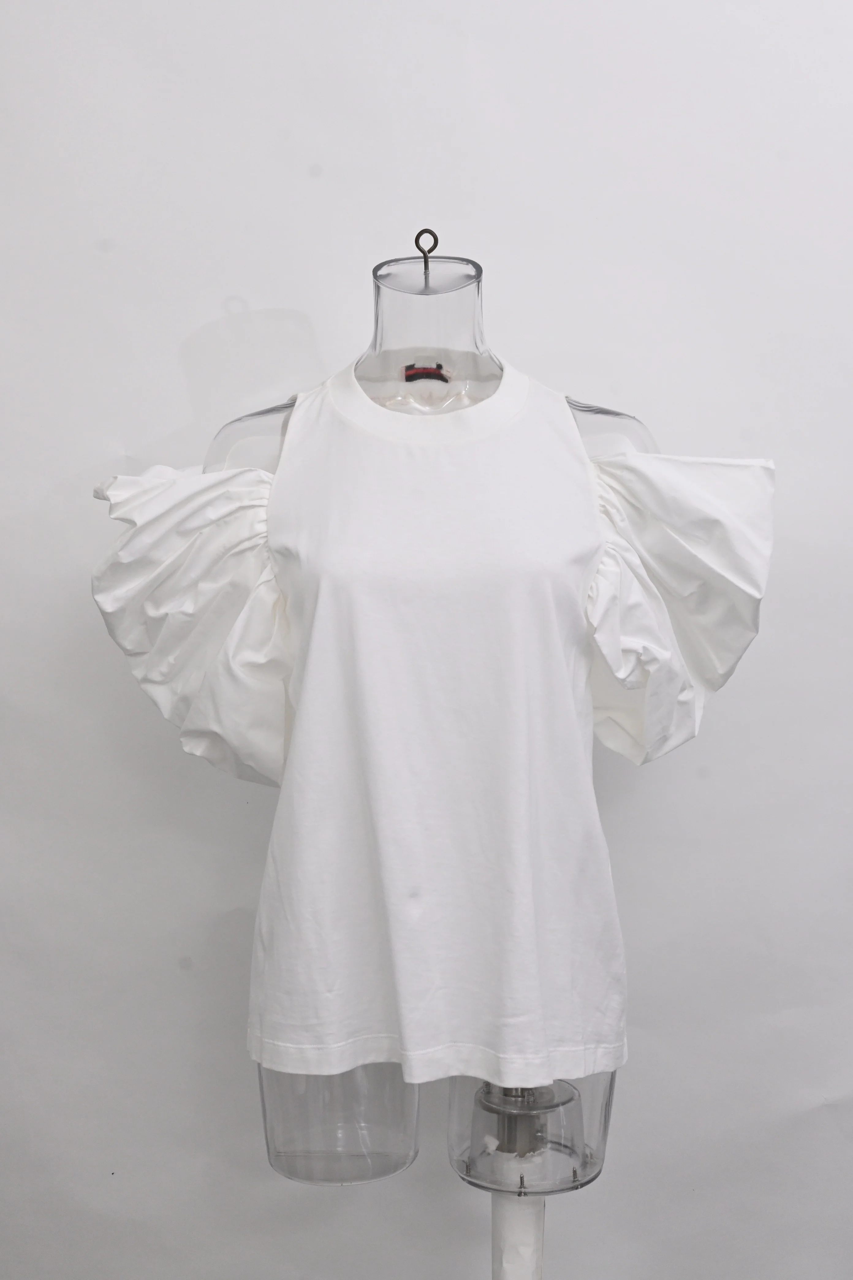 Women's Alexander McQueen Asymmetric Ruffle T-Shirt in White Cotton - Image 6