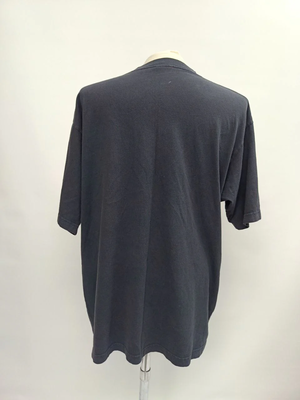 Men's Balenciaga Metal Logo T-shirt in Black Cotton - Image 10