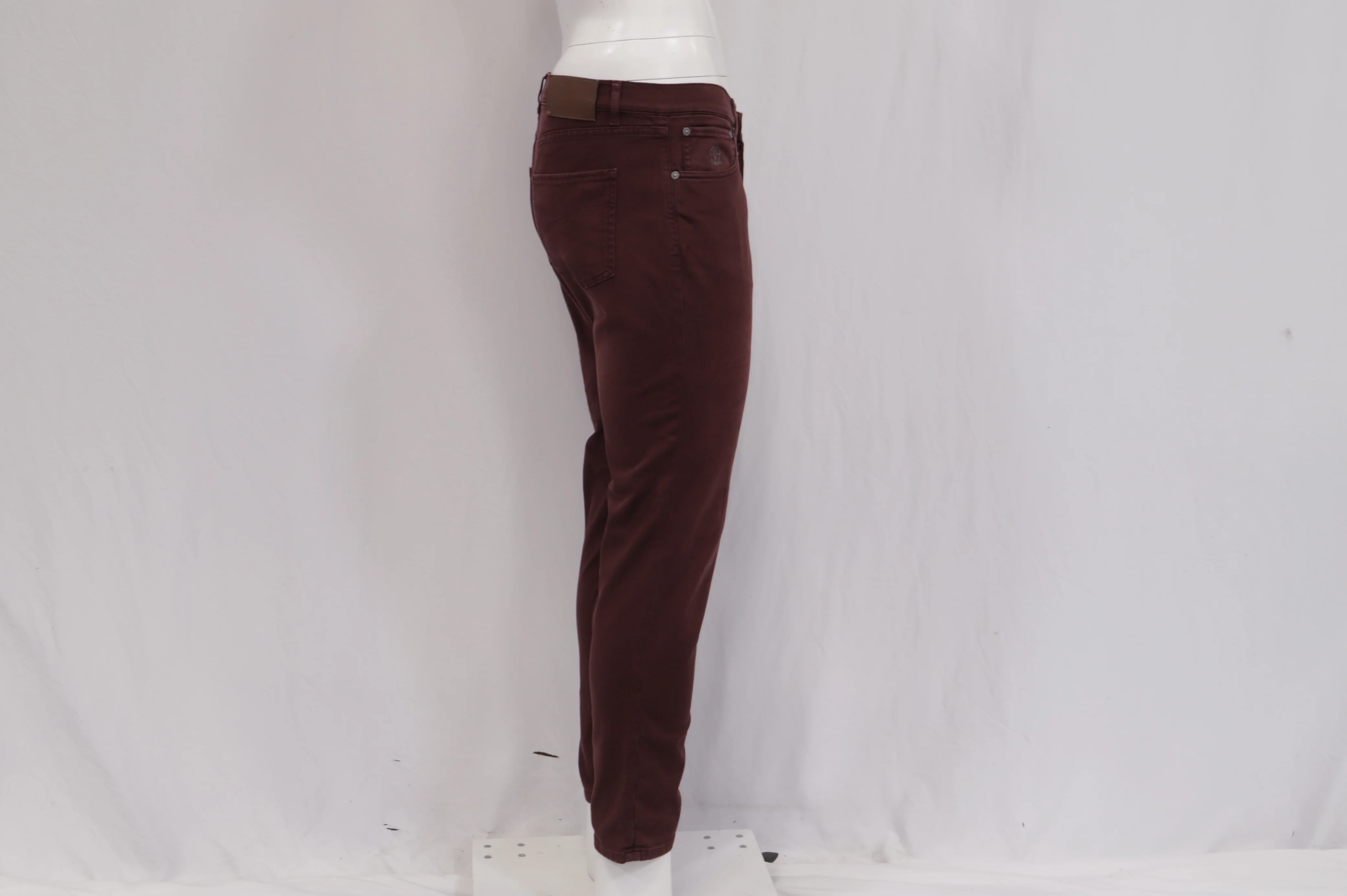 Men's Brunello Cucinelli Low-Rise Skinny Jeans in Burgundy Cotton - Image 8