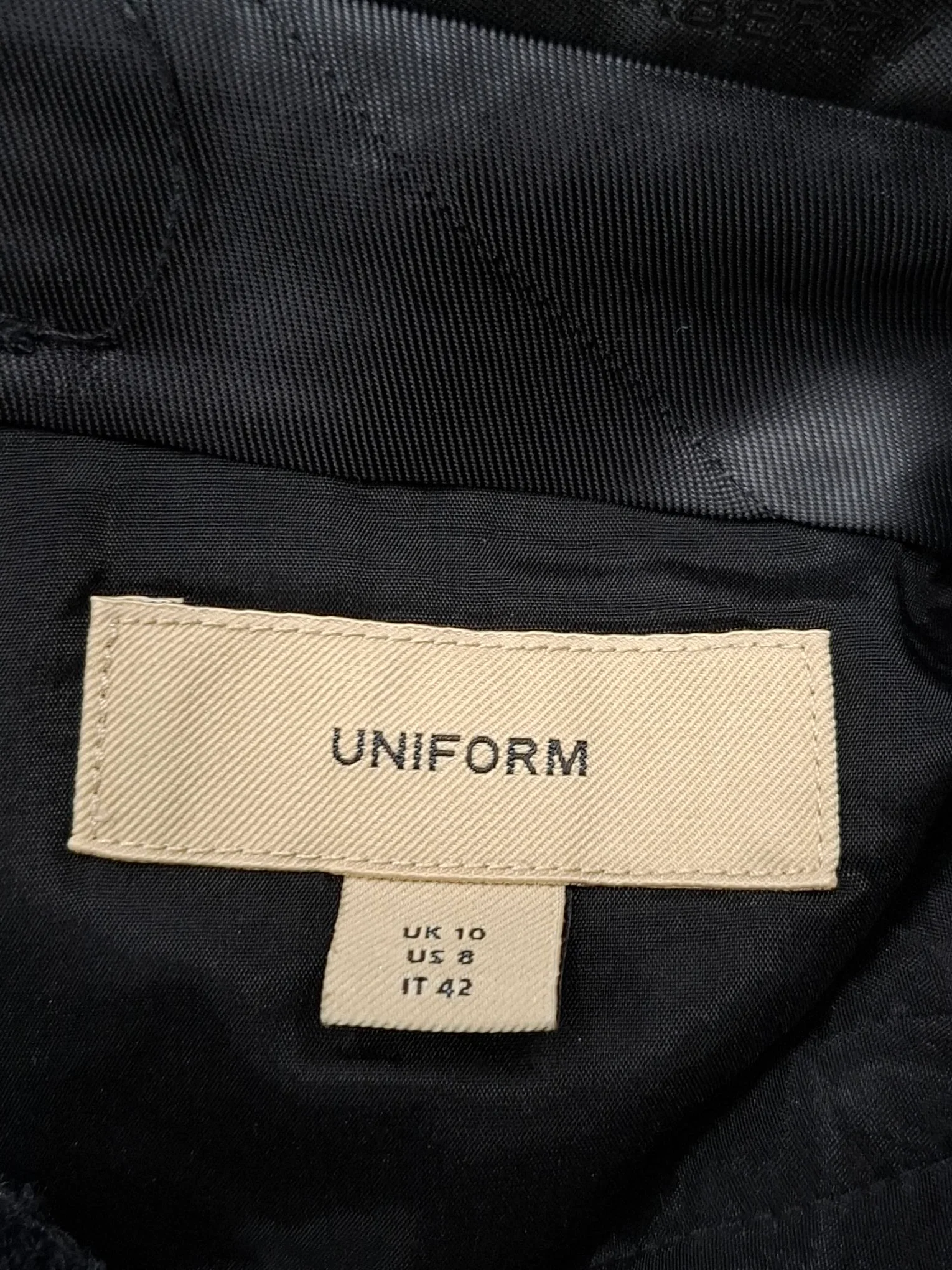 Women's Burberry Straight-Leg Trousers in Black Wool - Image 8
