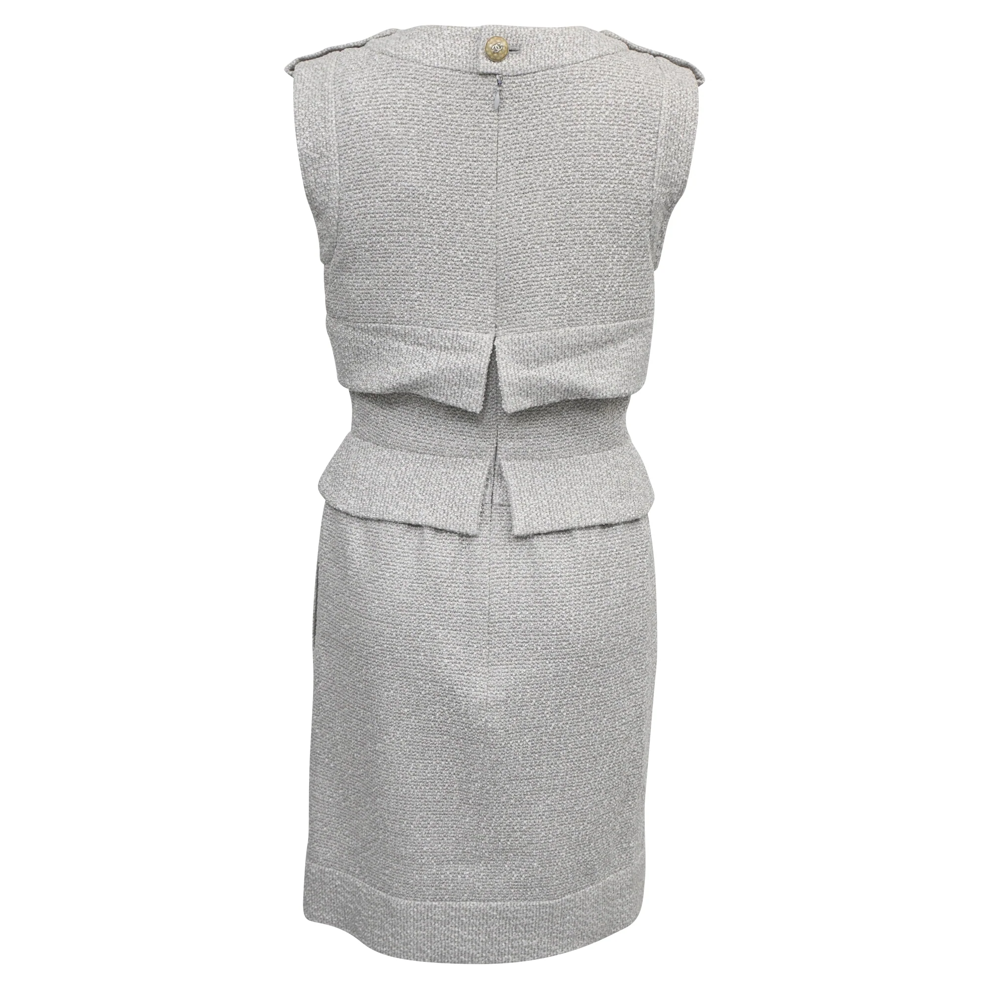 Women's Chanel 2016 Tiered Bouclé Knee Length Dress in Grey Viscose - Image 3