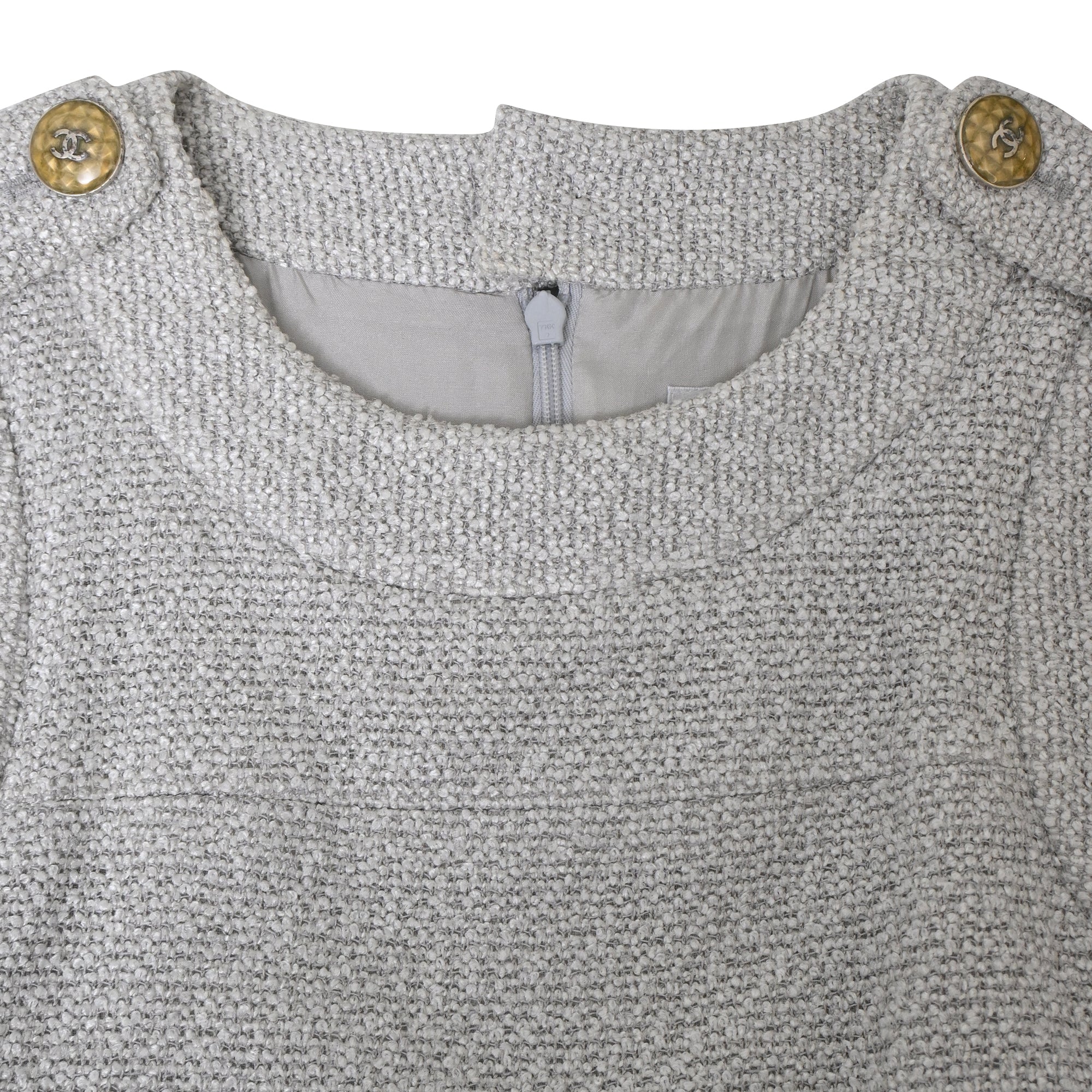 Women's Chanel 2016 Tiered Bouclé Knee Length Dress in Grey Viscose - Image 4