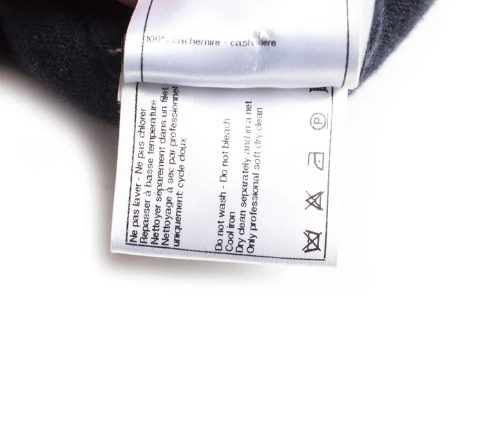 Women's Chanel cashmere dress with pouch pocket - Image 6