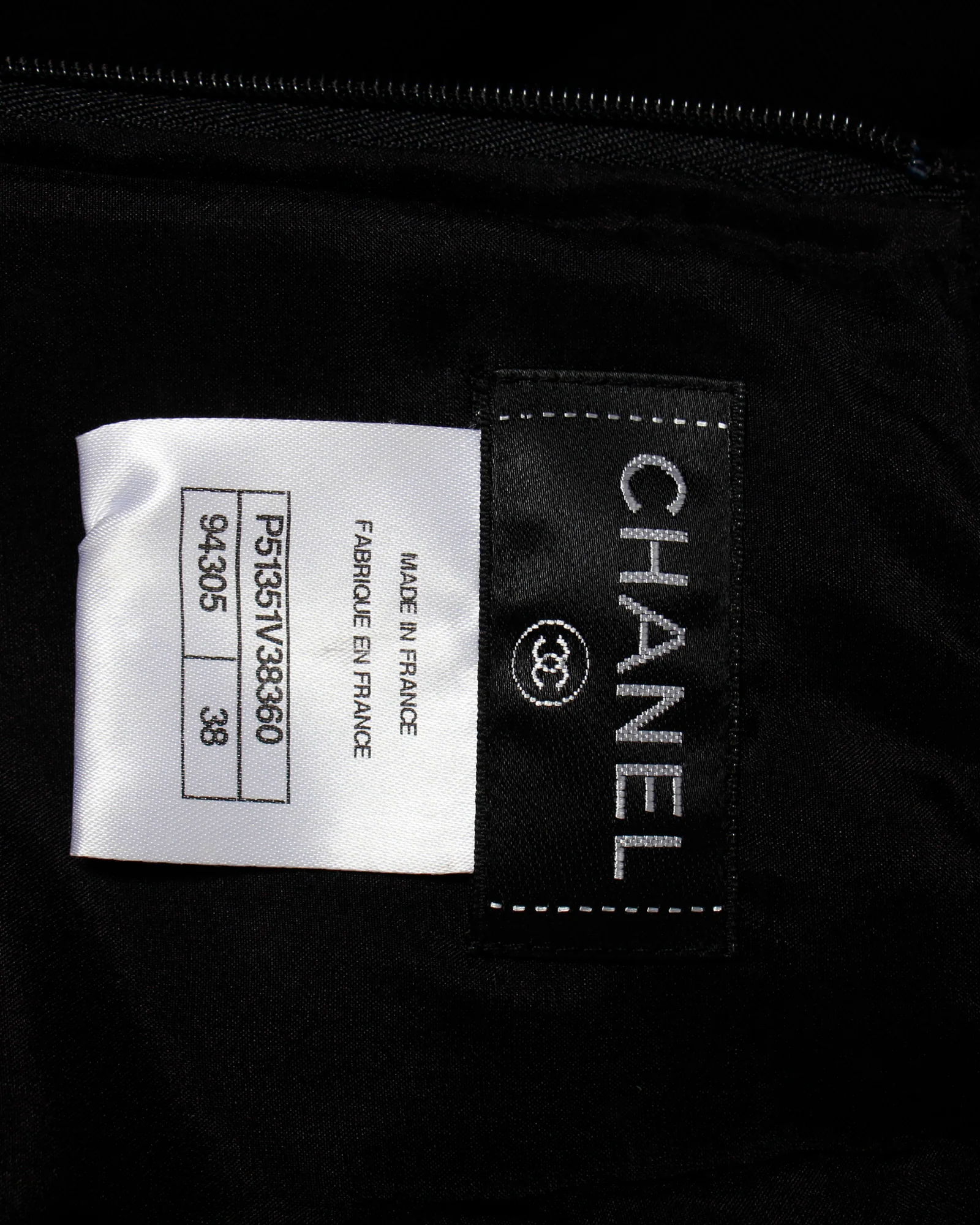 Women's Chanel Pleated A-Line Skirt in Black Silk - Image 4