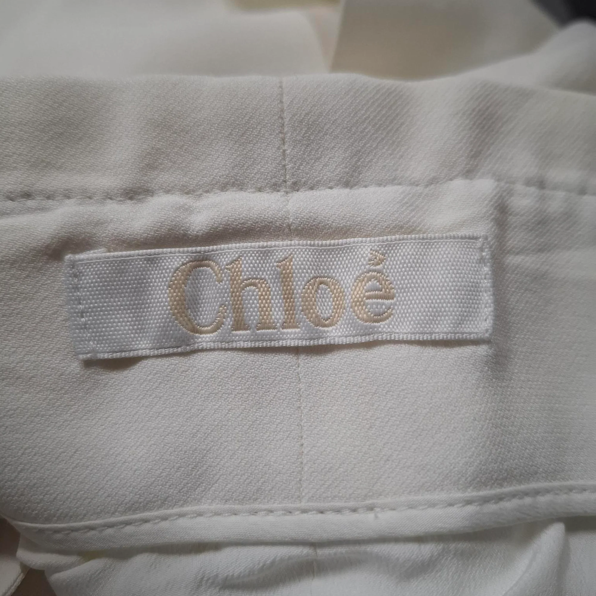 Women's Chloé Crepe Oversized Pocket Detail Pants in White Acetate - Image 3