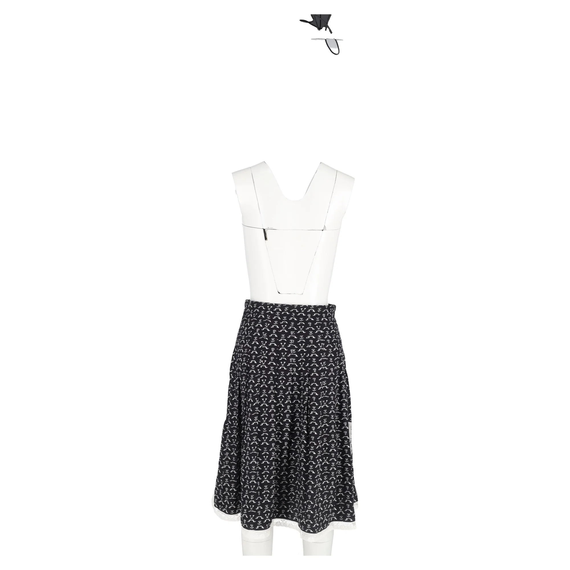 Women's Chloé Flower Printed Pleated Midi Skirt in Black Cotton - Image 6