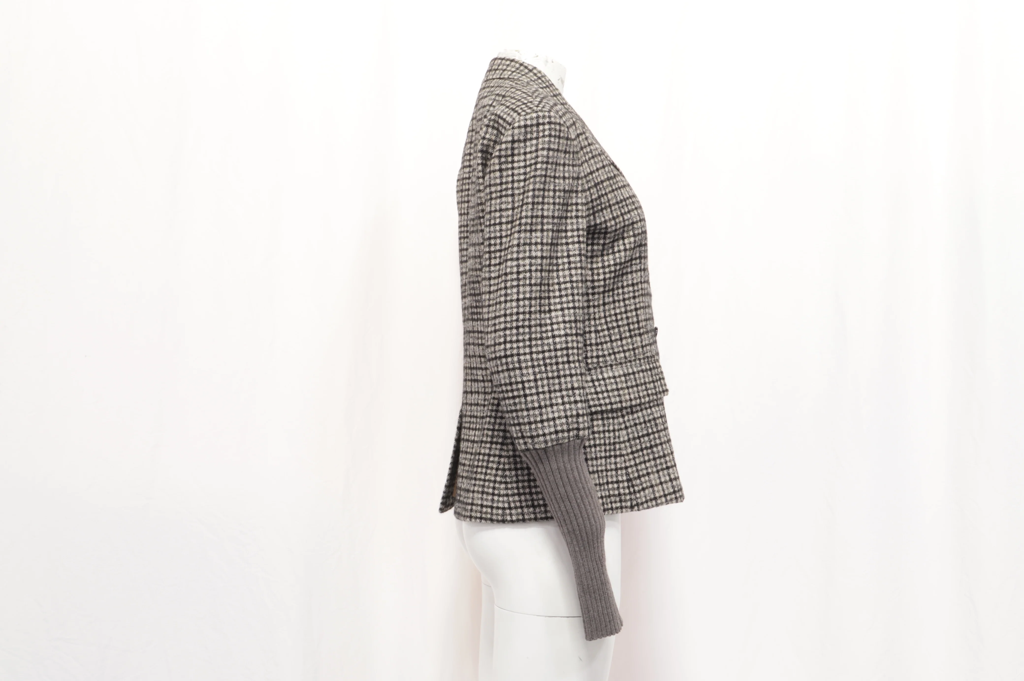 Women's Chloé Plaid Single-Breasted Blazer with Pockets in Grey Wool - Image 10