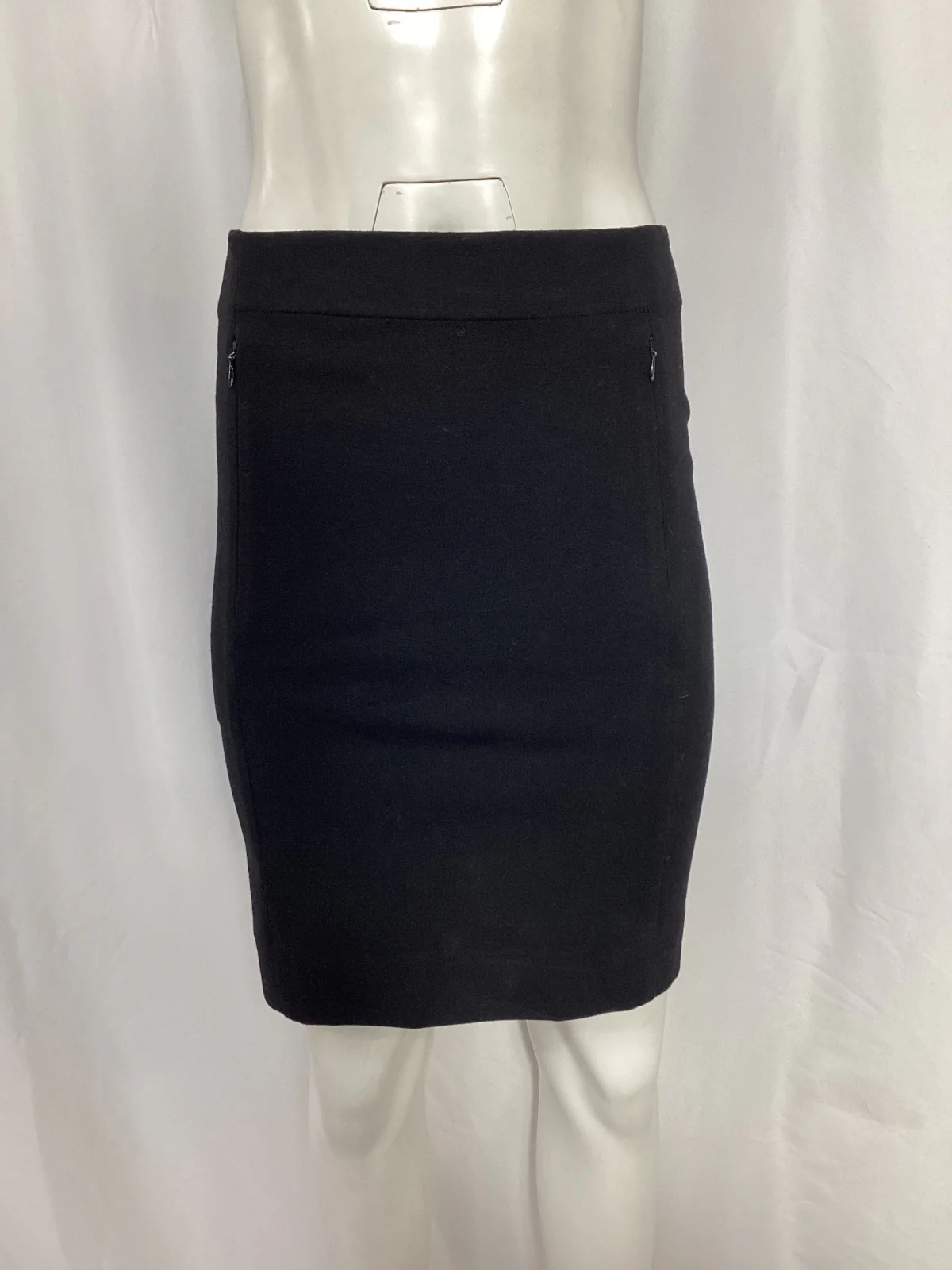 Women's Diane Von Furstenberg Mini Fitted Skirt in Black Viscose - Image 6