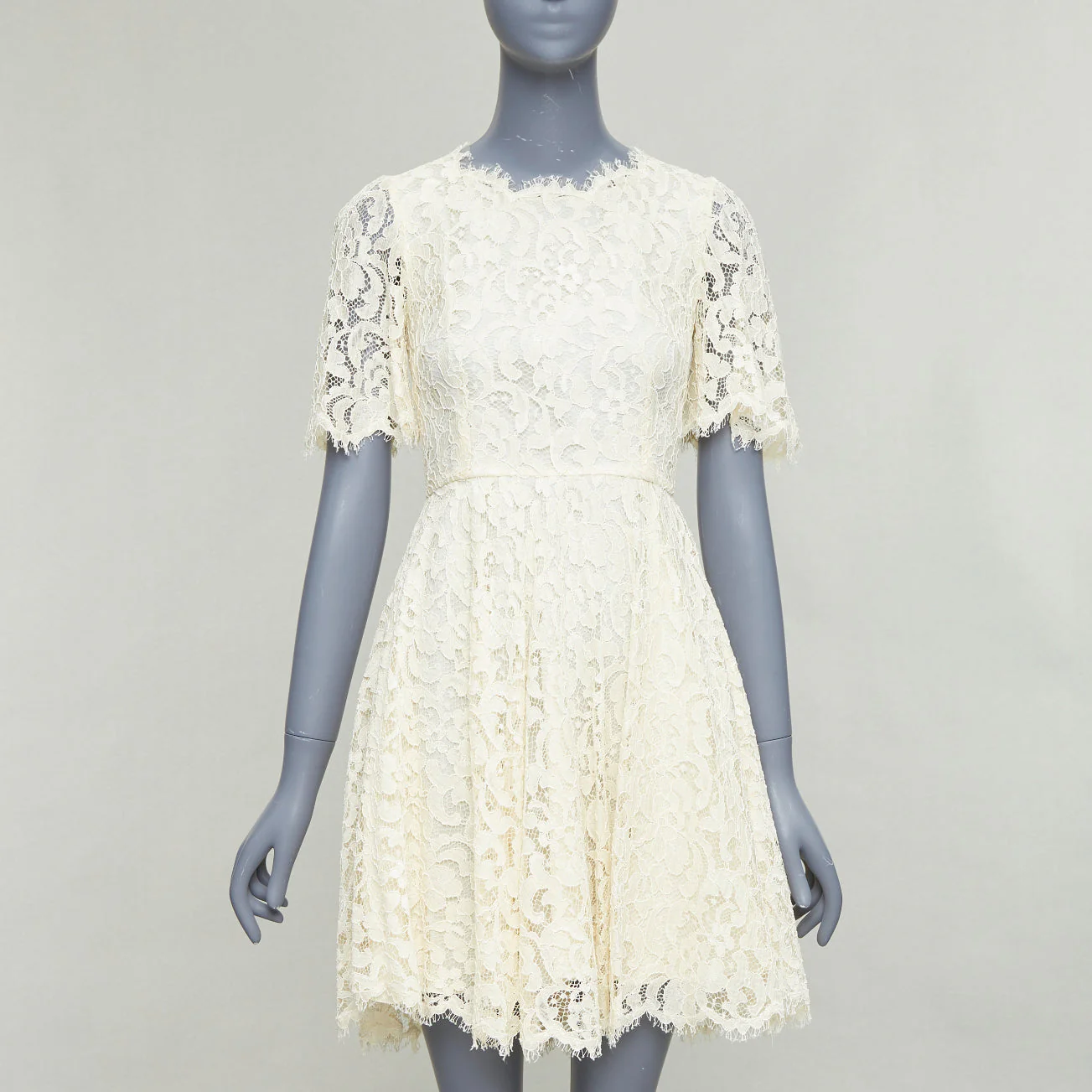 Women's Dolce & Gabbana cream lace silk dress - Image 7