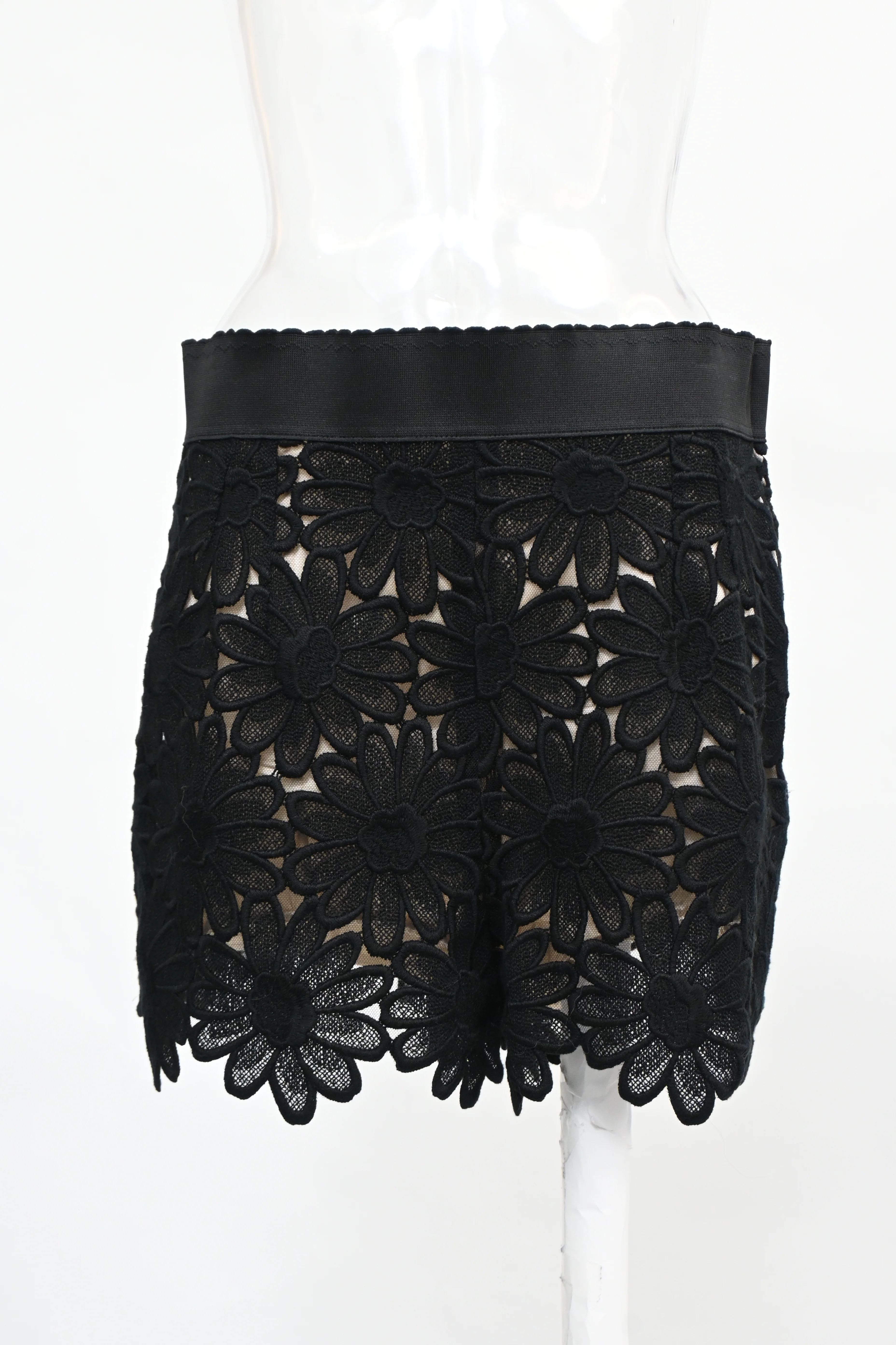 Women's Dolce & Gabbana Floral Lace Detailed Shorts in Black Cotton - Image 5