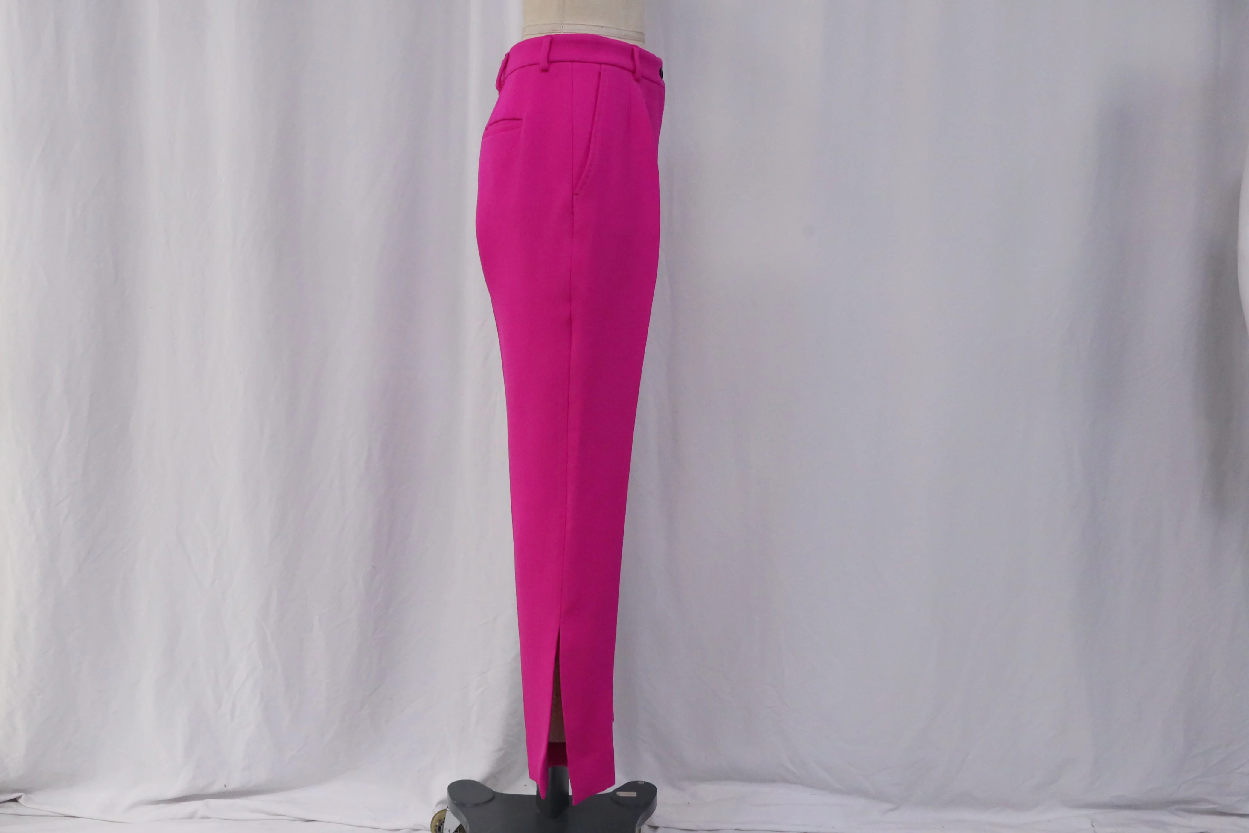Women's Dolce & Gabbana High-Rise Tailored Trousers in Pink Wool - Image 7
