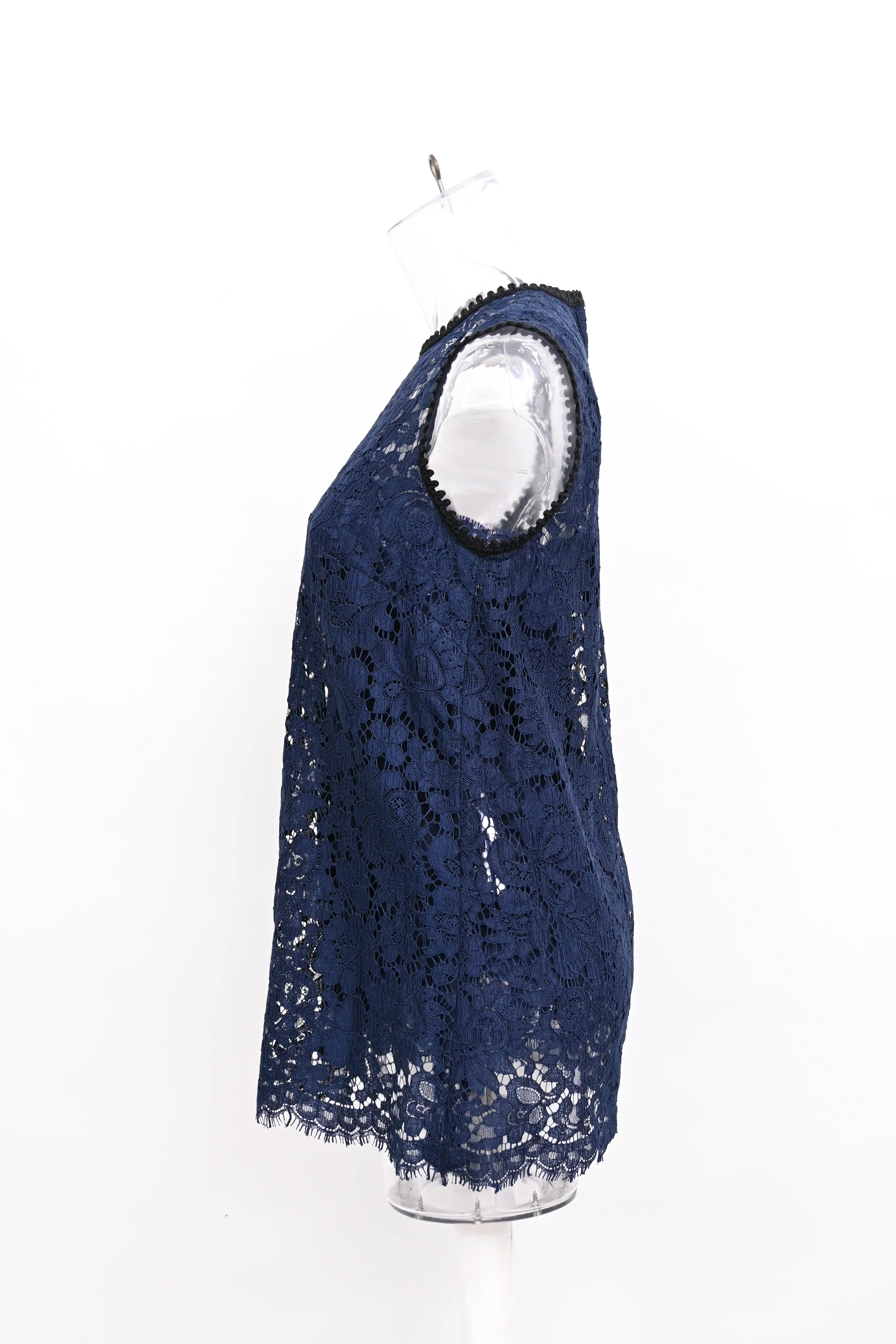 Women's Dolce & Gabbana Lace Sleeveless Blouse in Navy Blue Cotton - Image 7