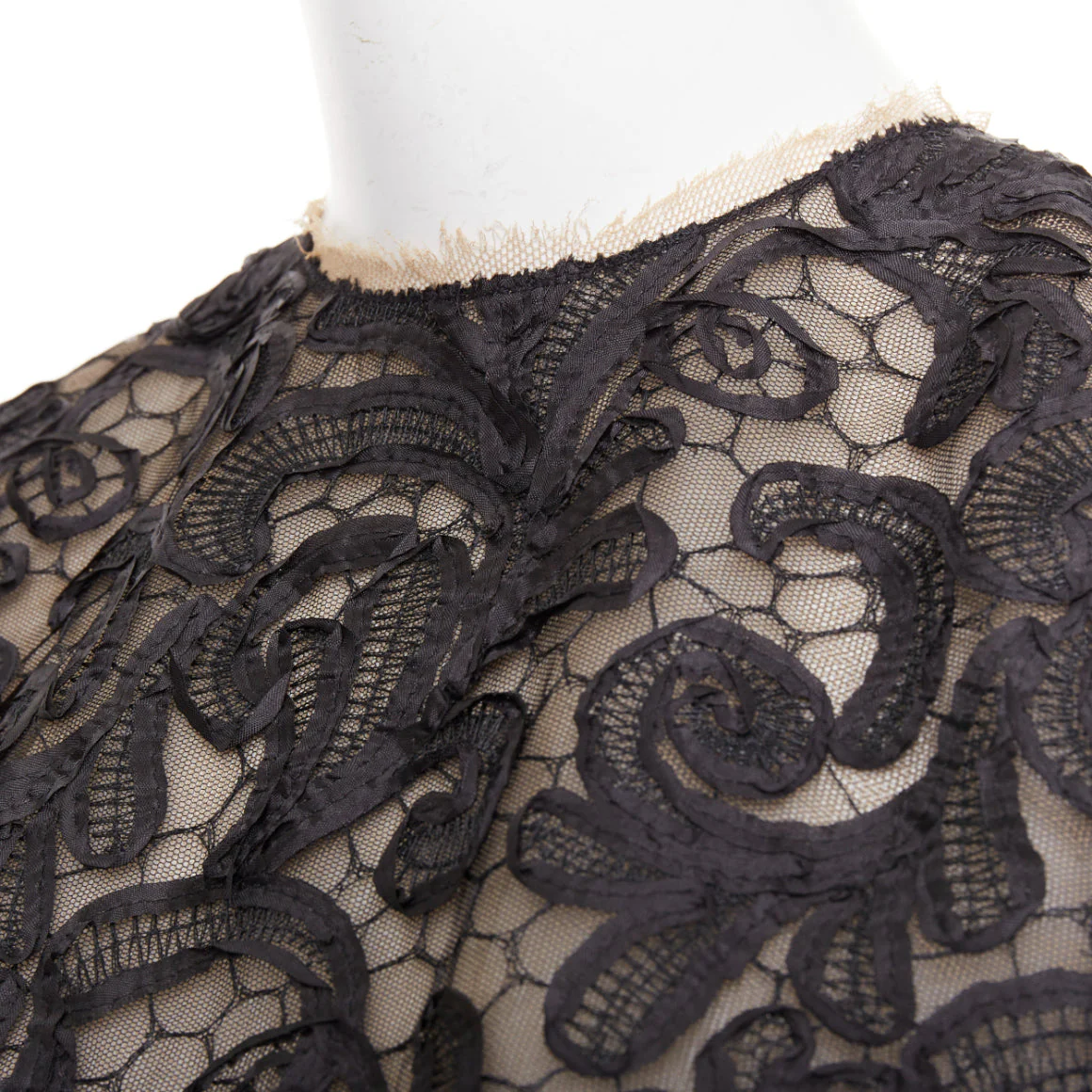 Women's Dolce Gabbana overlay applique lace crew neck crop top - Image 2