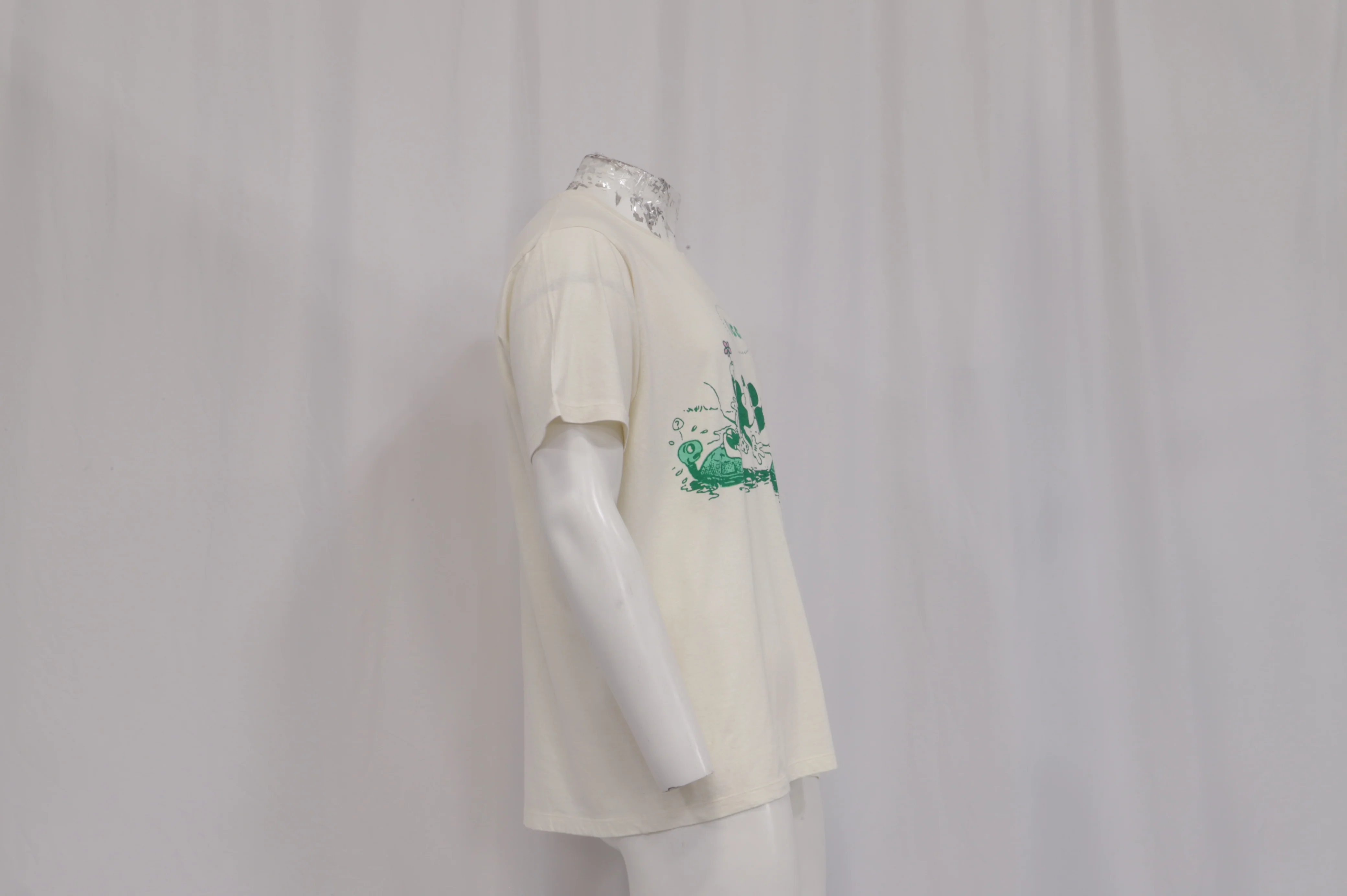 Men's Gucci x Disney Mickey Mouse Printed T-Shirt in Cream Cotton - Image 6