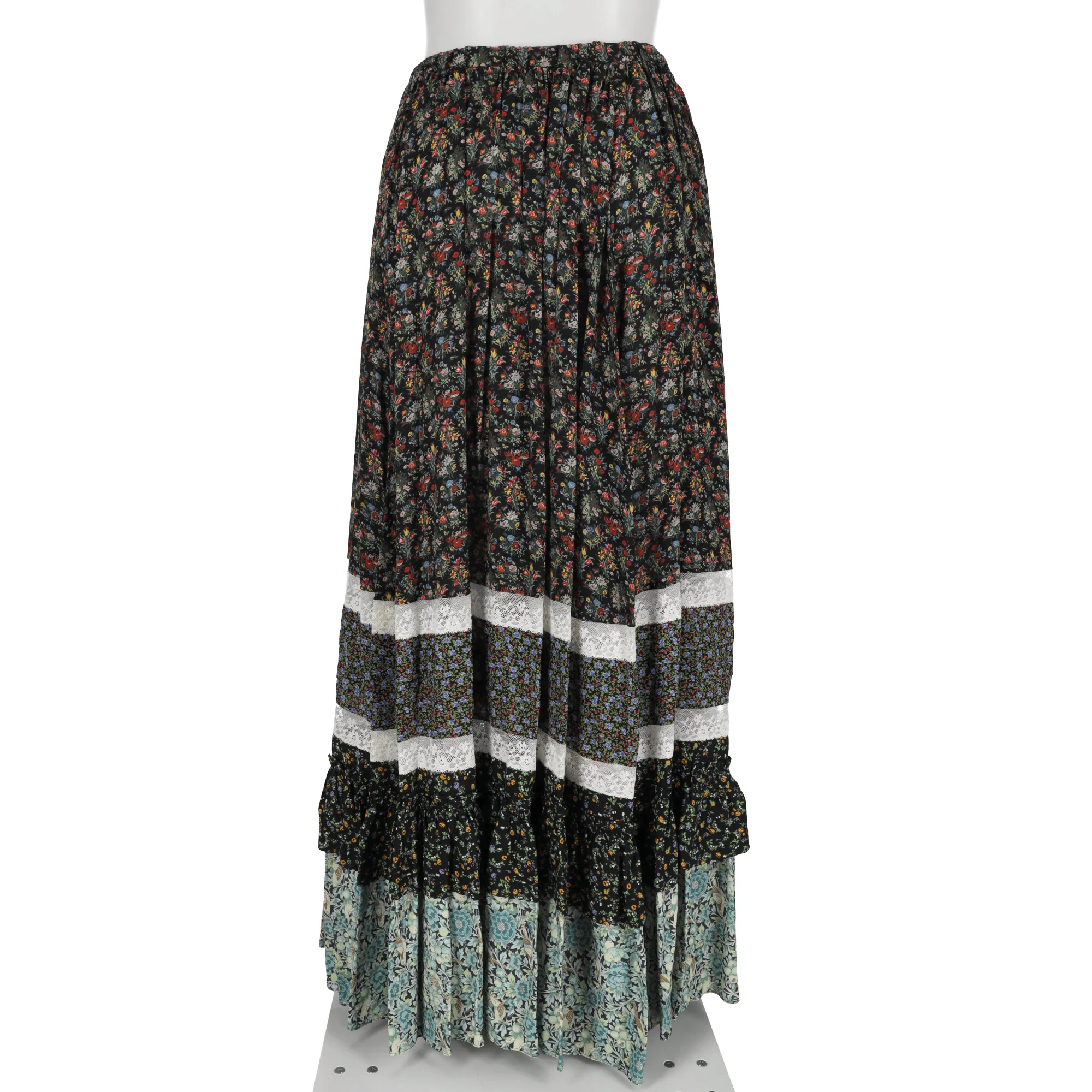 Women's Gucci x Liberty Crêpe Maxi Skirt in Floral Print Viscose - Image 3