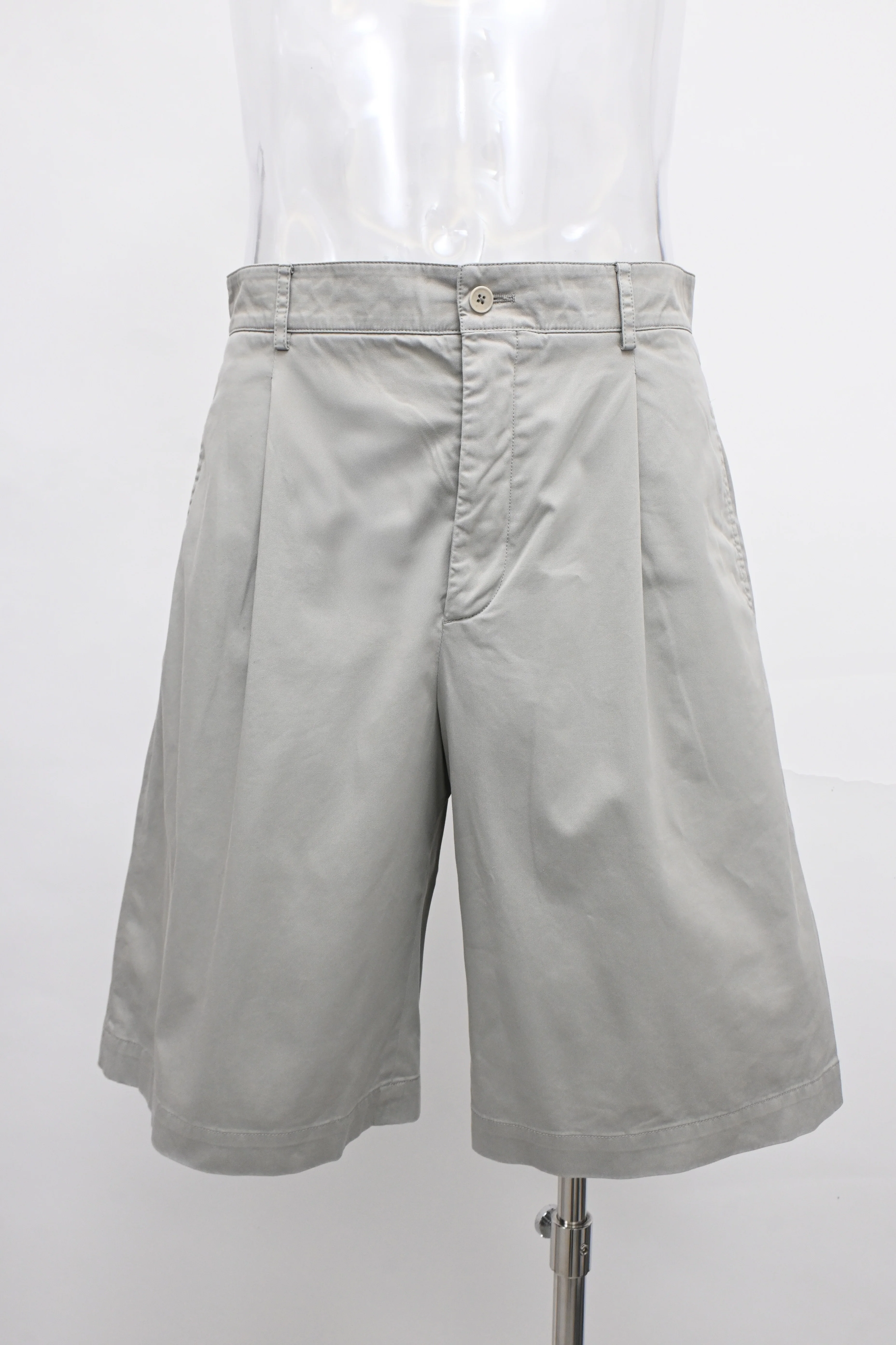 Men's Hermès Pleated Shorts in Grey Cotton - Image 5