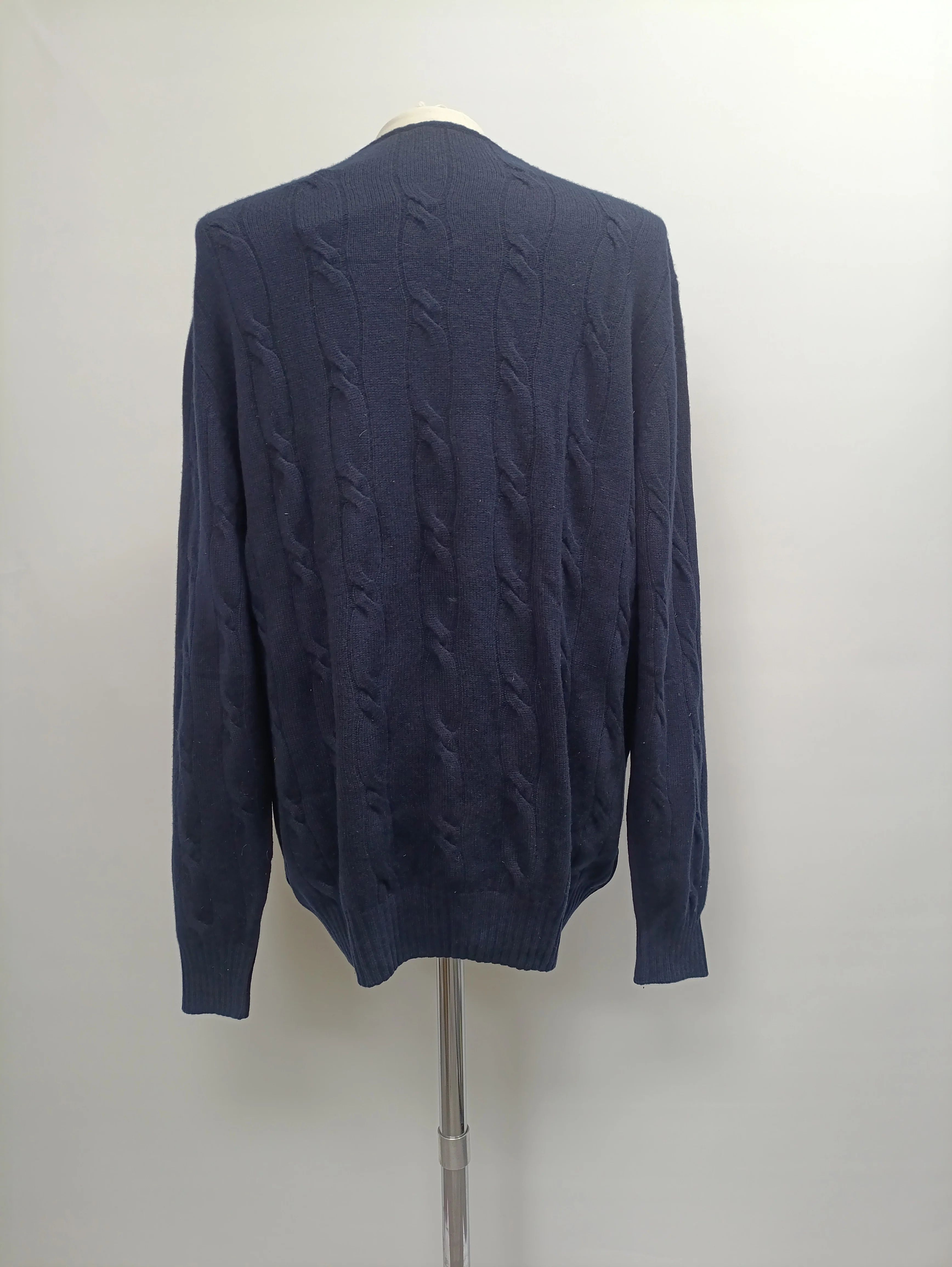 Men's Loro Piana Cable-Knit Crewneck Sweater in Navy Blue Cashmere - Image 9