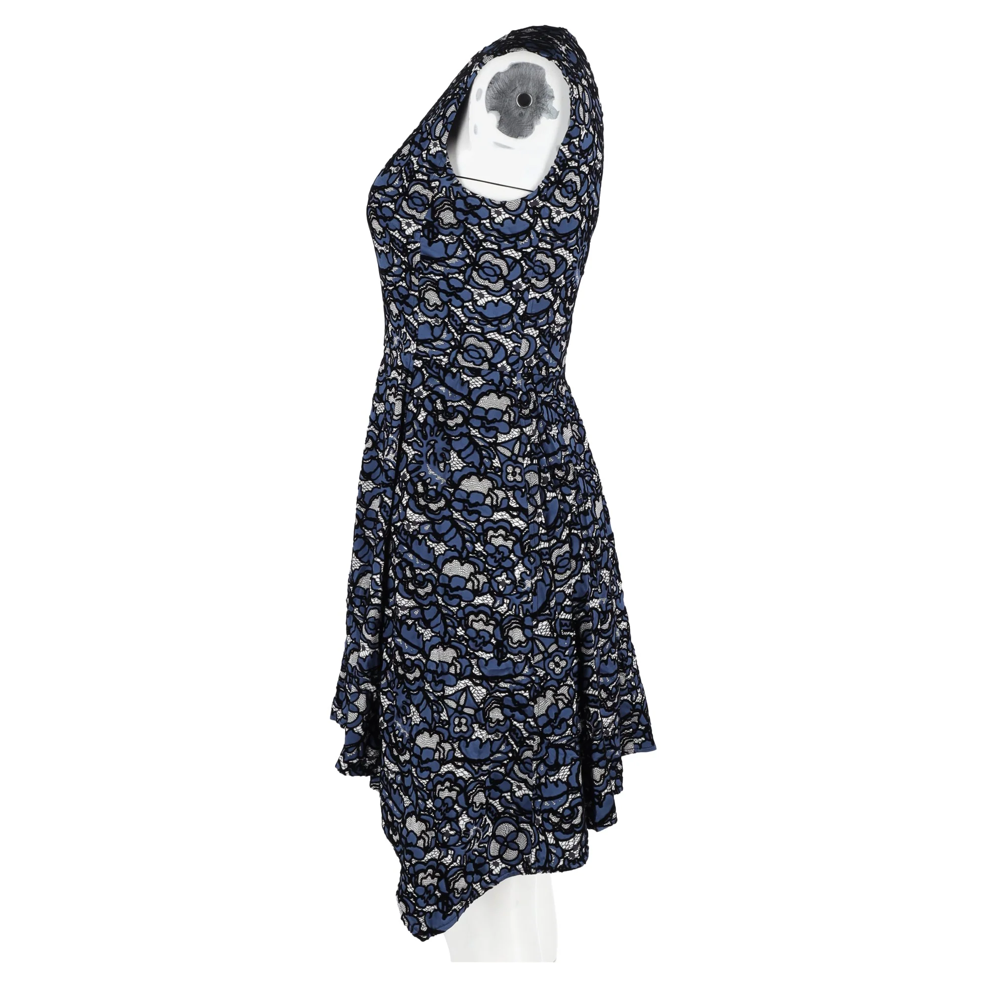 Women's Louis Vuitton Lace Pattern Dress in Blue Silk - Image 5
