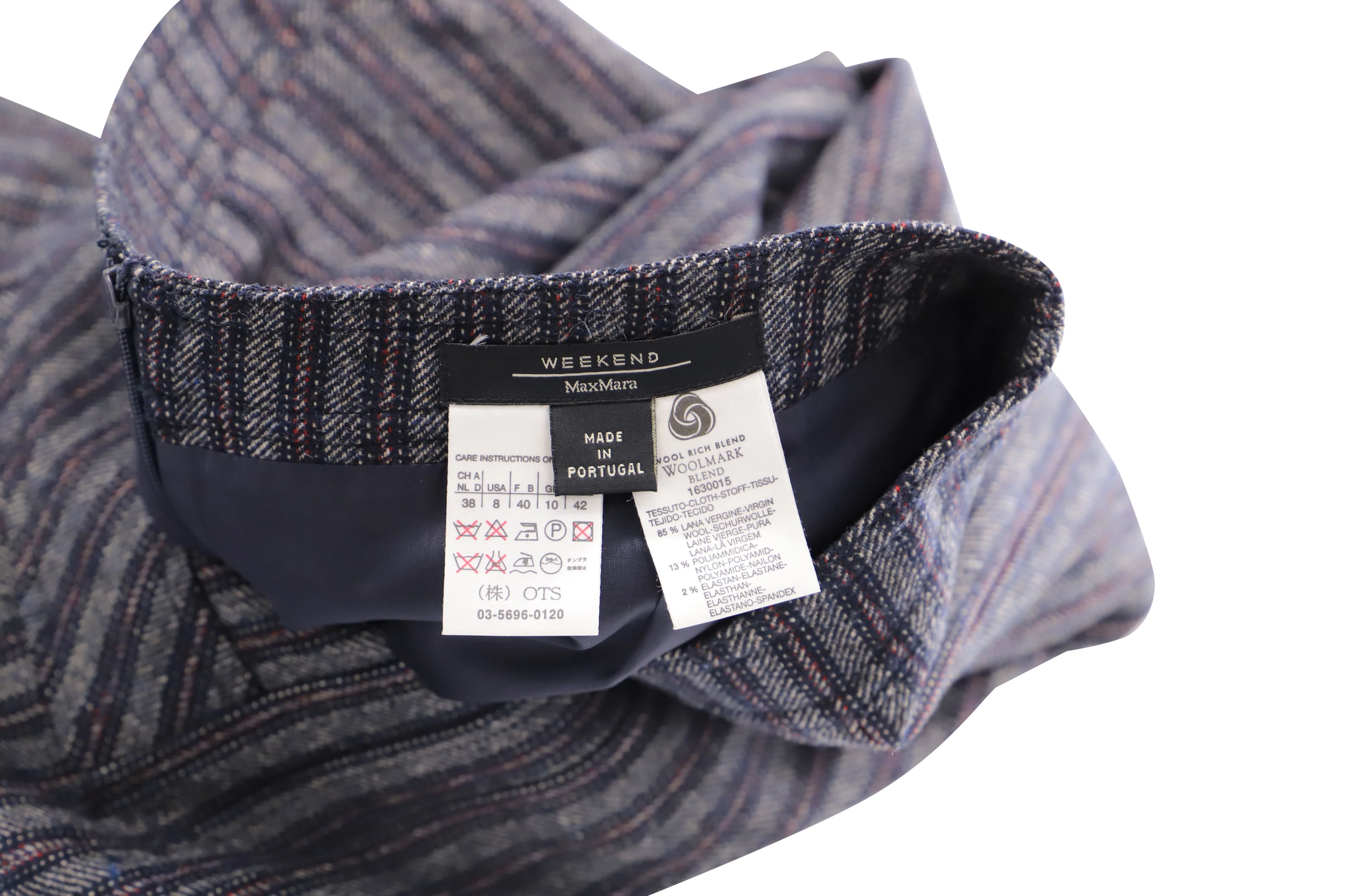 Women's Maxmara Ruffled Hem Skirt in Blue Wool - Image 3