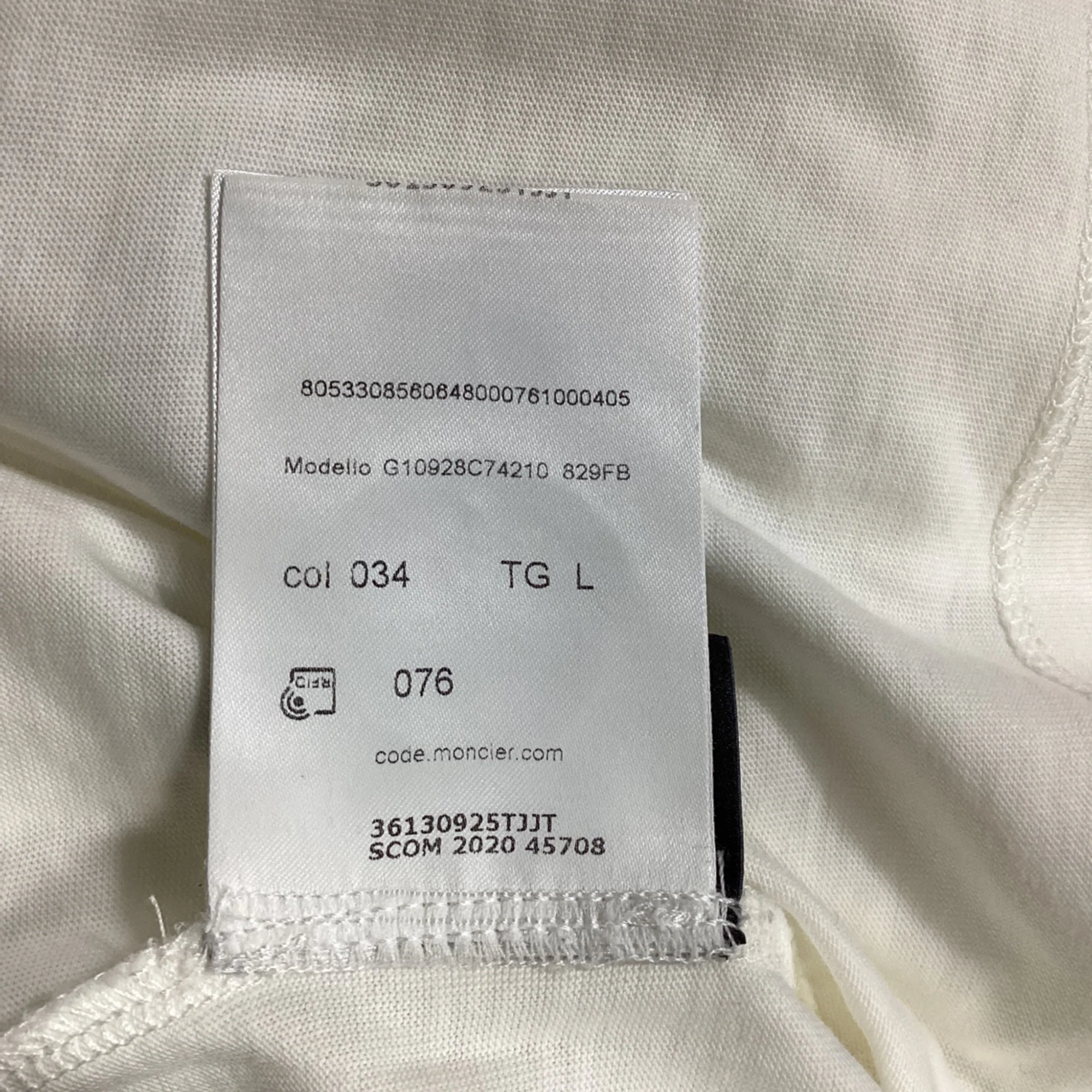 Men's Moncler Aligator Crew-Neck T-Shirt in White Cotton - Image 6