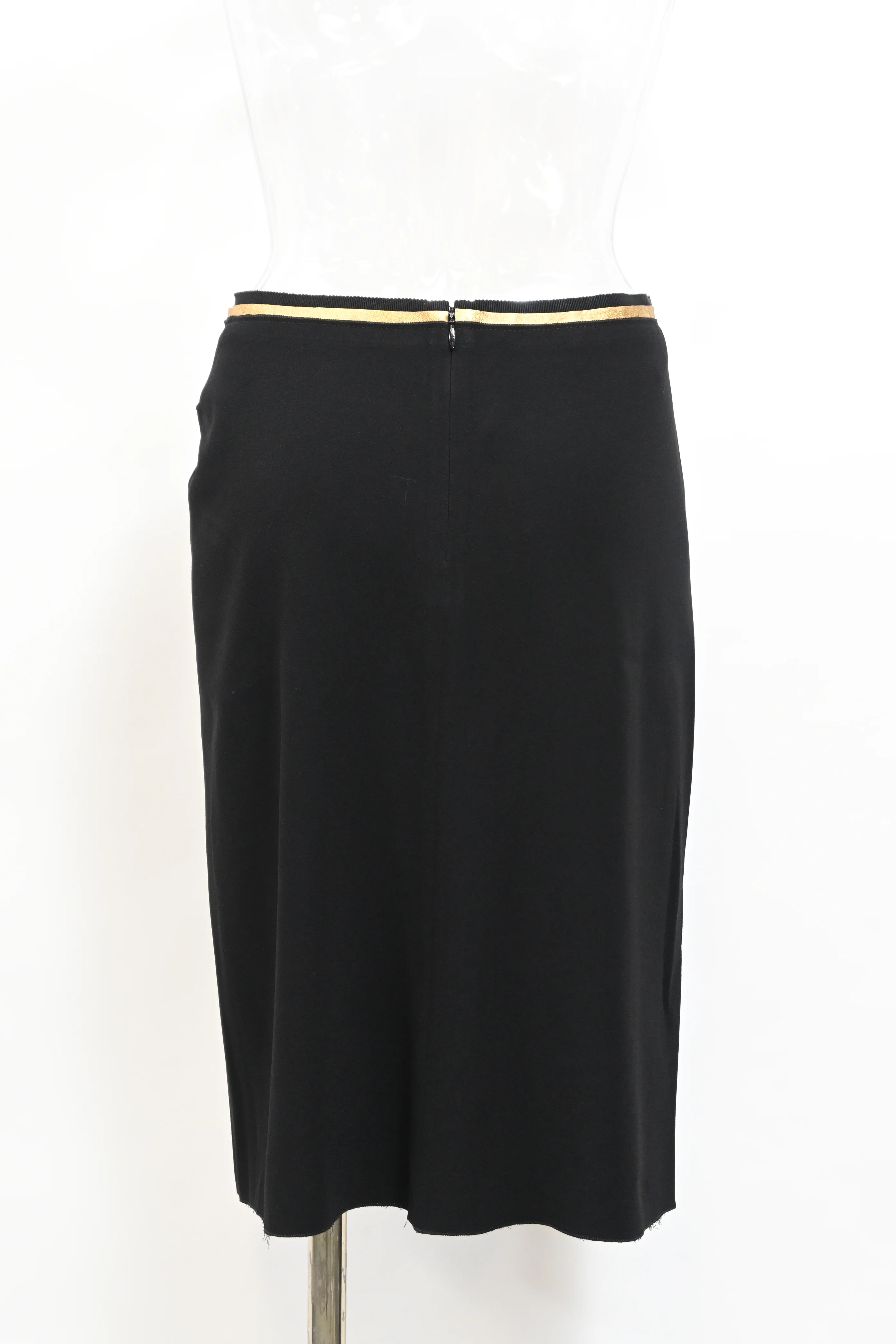 Women's Prada Scrunch-Detail Midi Skirt in Black Viscose - Image 7