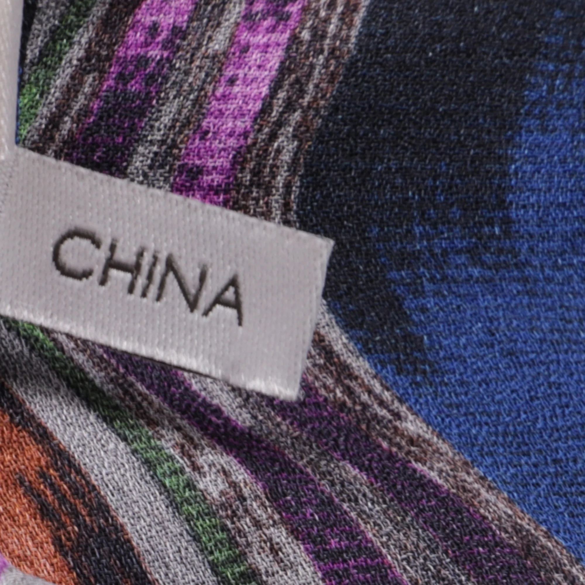 Women's Proenza Schouler Patterned Long Sleeve Blouse in Multicolor Silk - Image 8