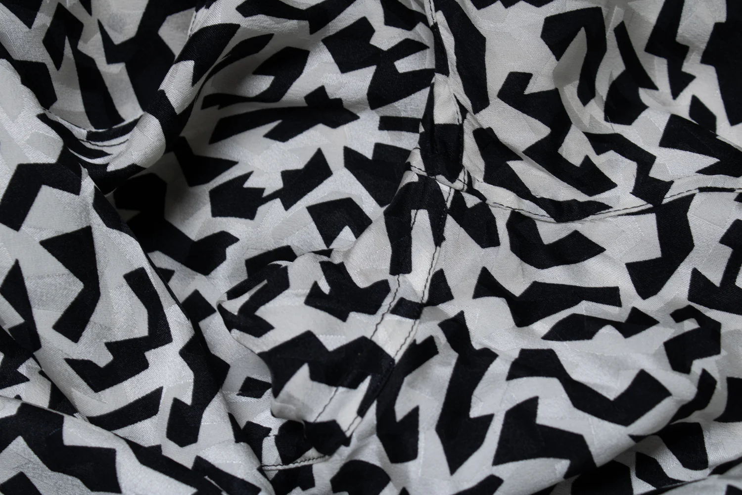 Men's Saint Laurent, graphic printed shirt - Image 9