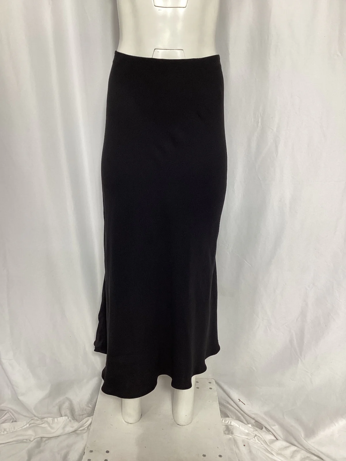 Women's The Row Midi Flared Skirt in Black Viscose - Image 5