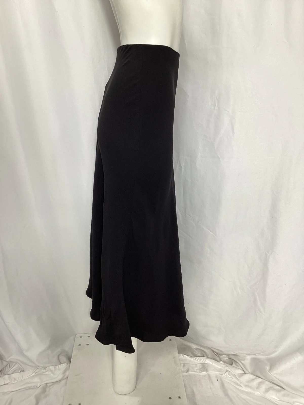 Women's The Row Midi Flared Skirt in Black Viscose - Image 6