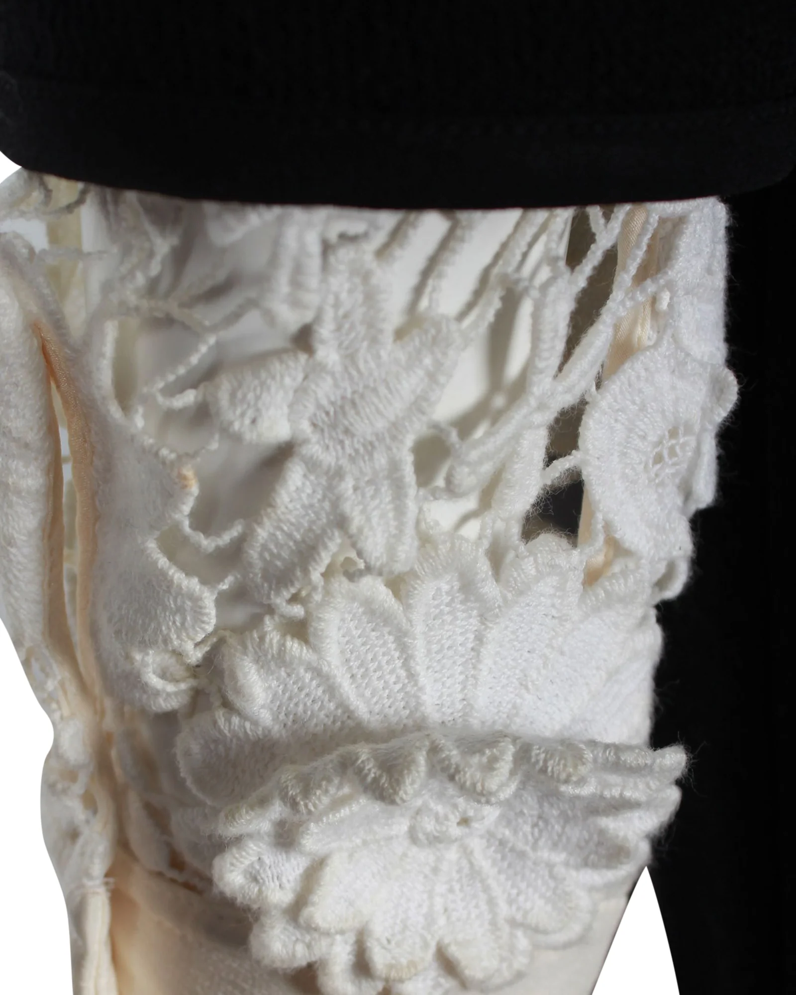 Women's Victoria Beckham Lace Sleeves Shift Dress in Black Wool - Image 6
