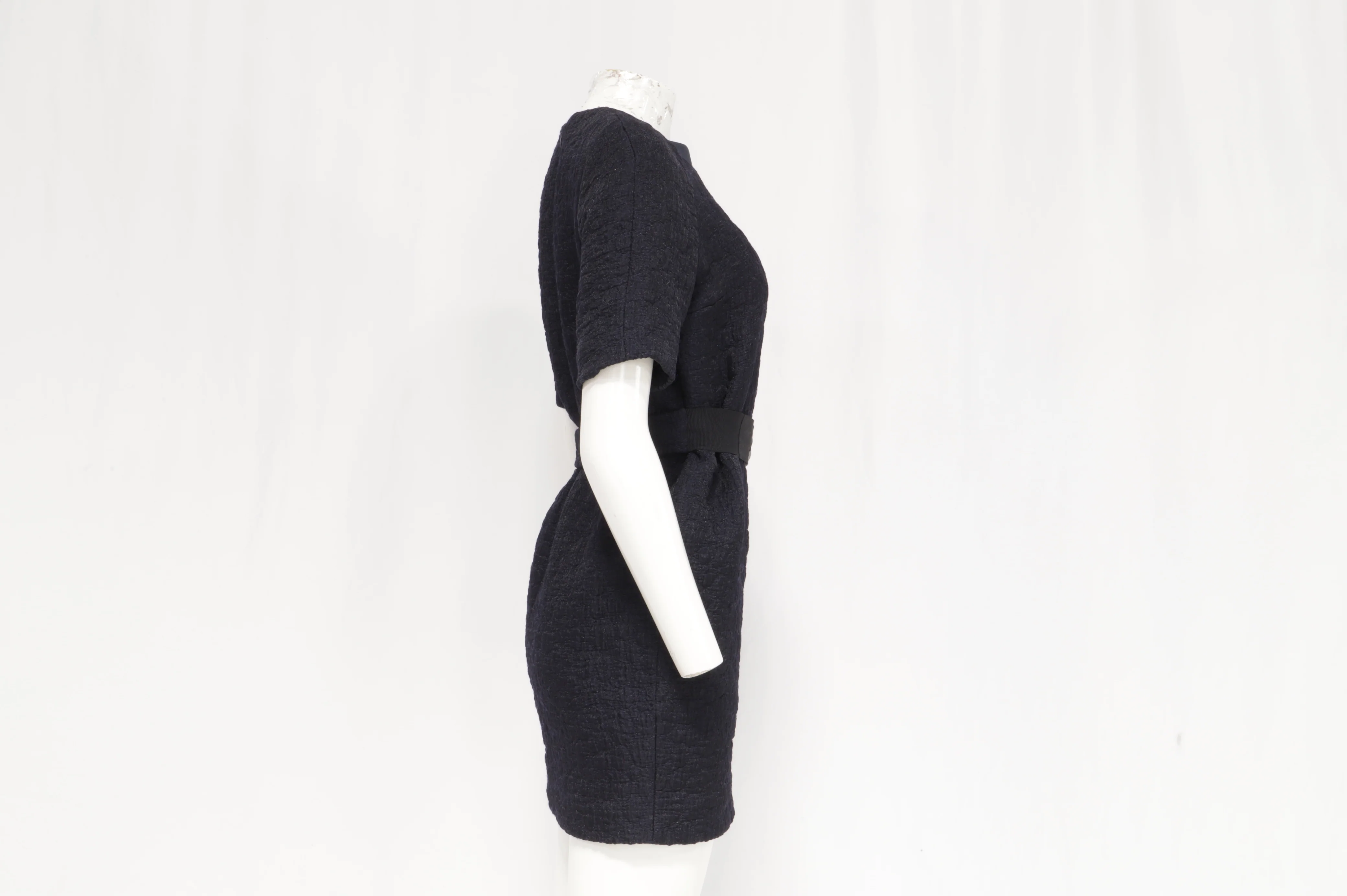 Women's Victoria Victoria Beckham Belted Dress in Black Wool - Image 9