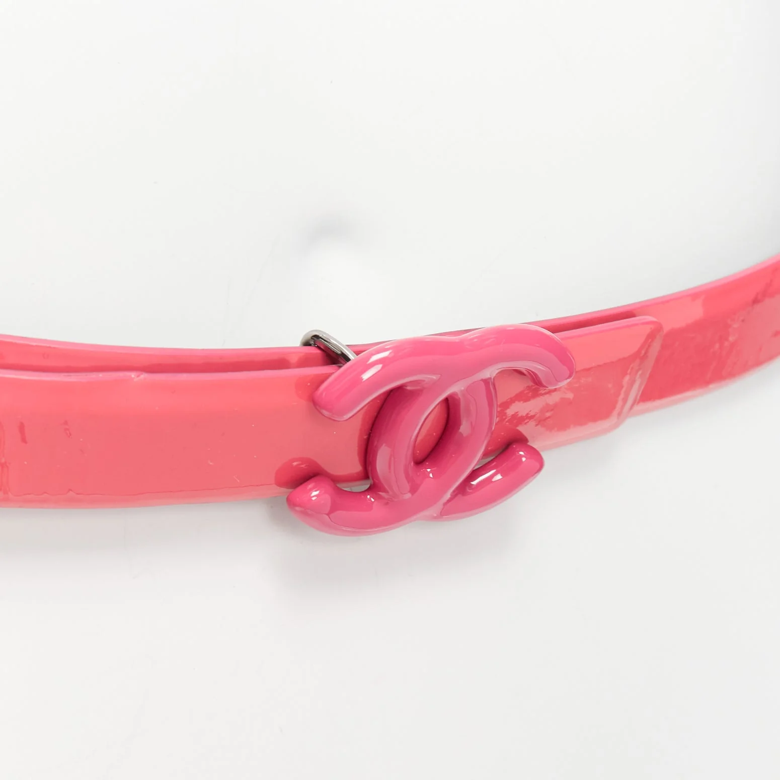 Chanel Patent Leather CC Logo Buckle Skinny Belt - Image 8