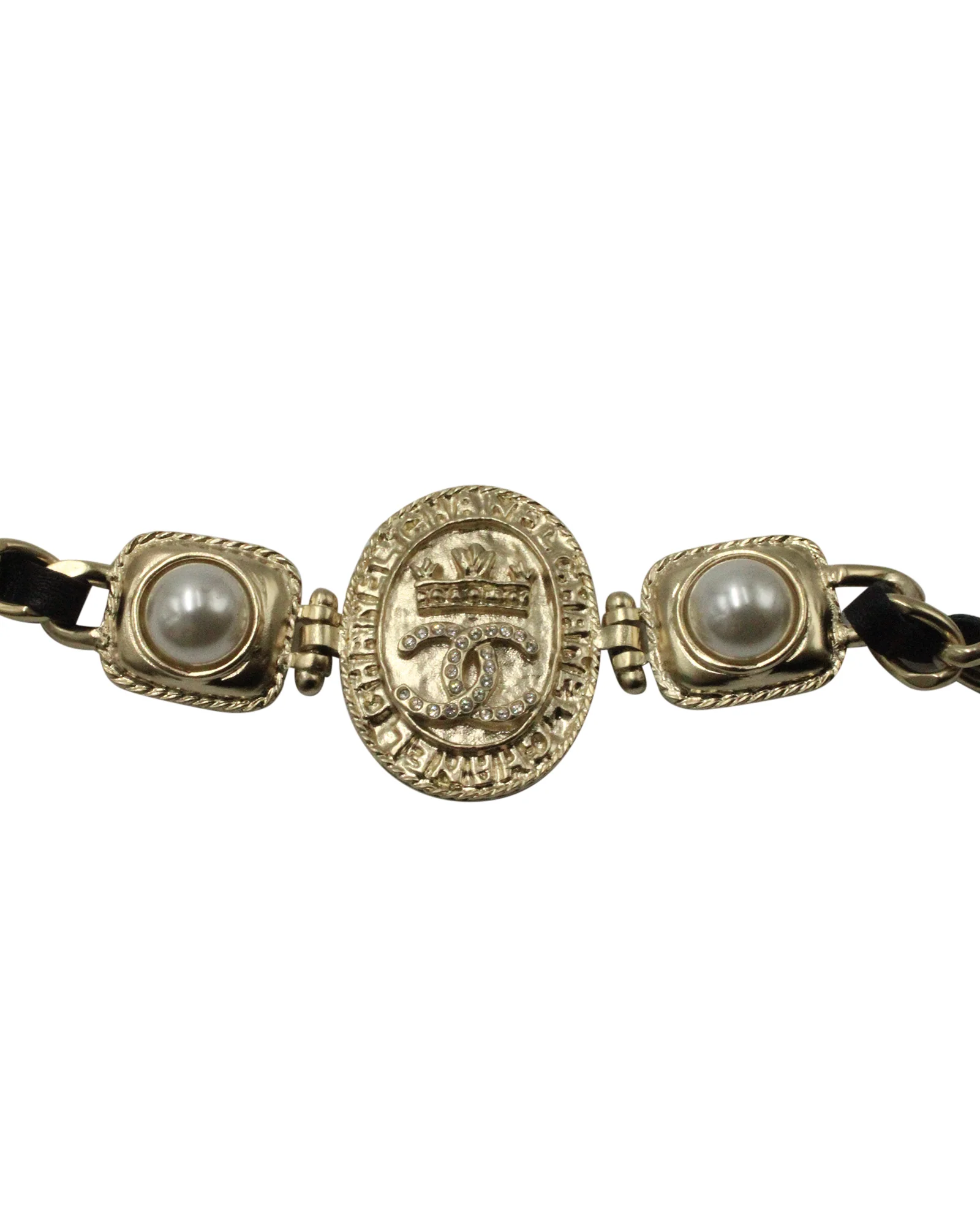 Chanel Pearl and Medallion Chain Belt in Gold Metal - Image 3