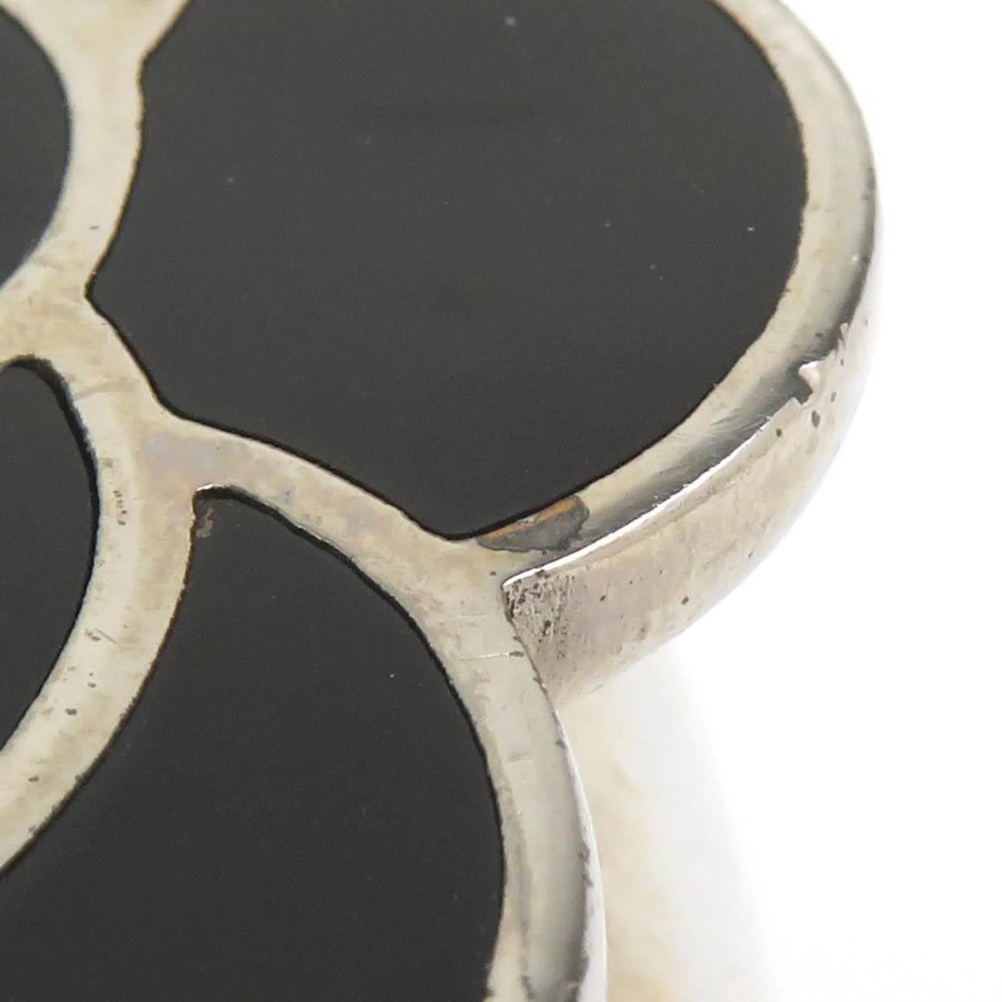 Camellia Bracelet Enamel and Metal - Image 8