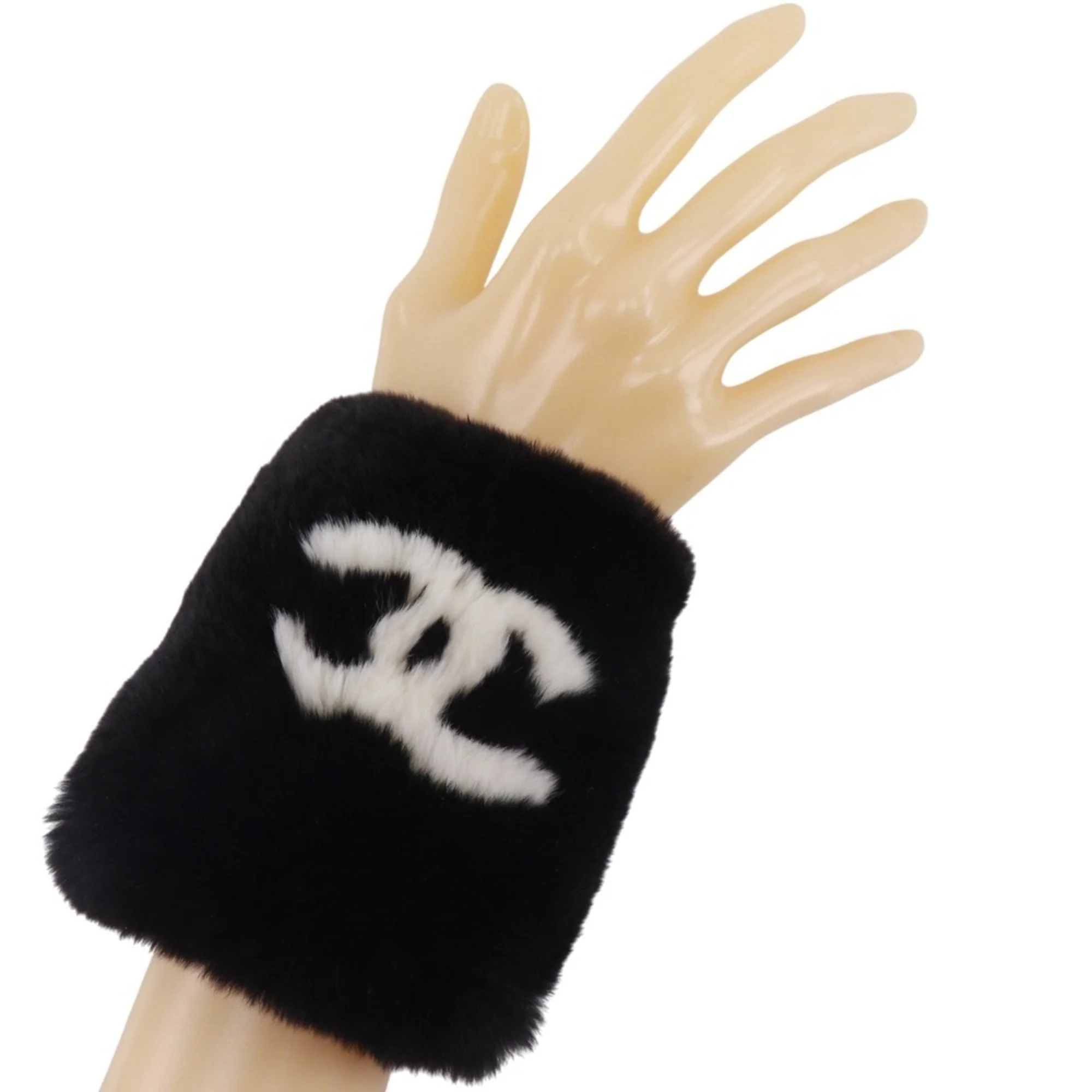 CC Logo Bracelet Metal - Image 2