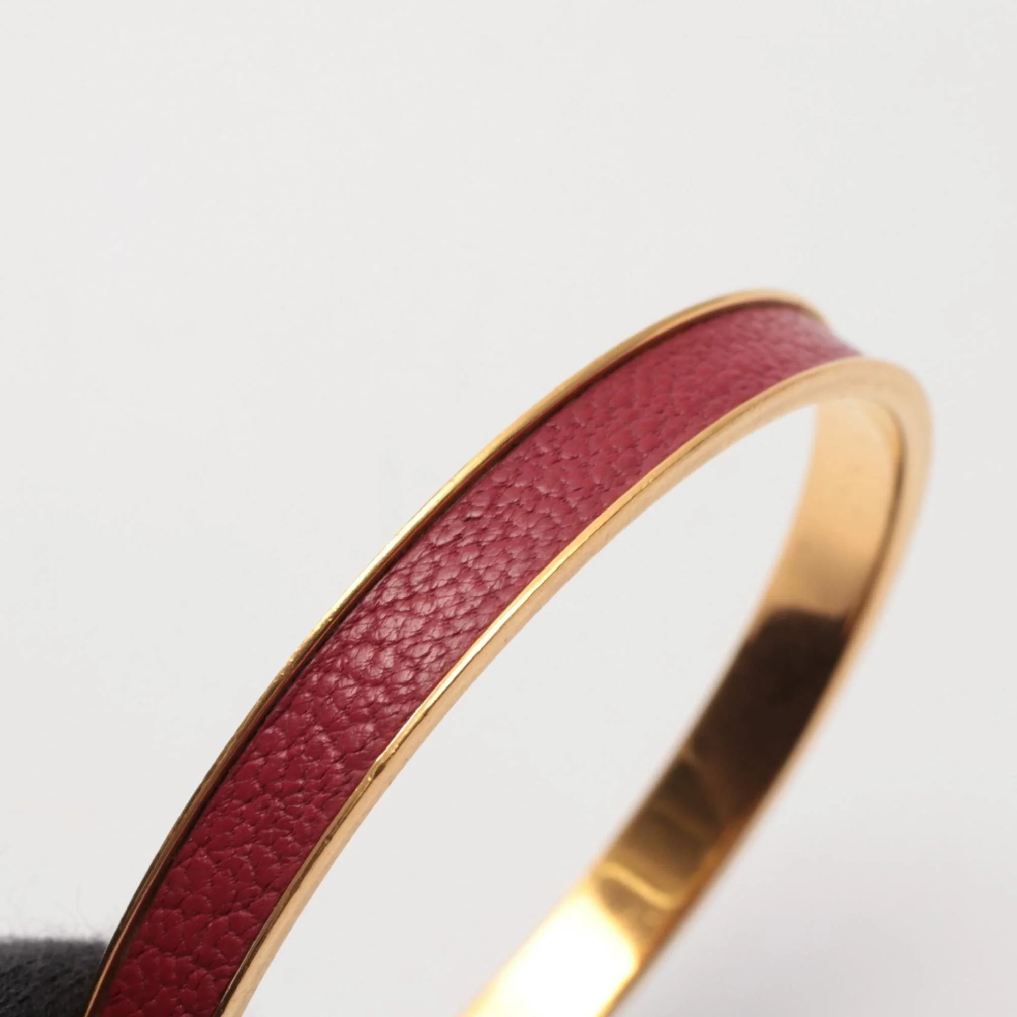 Bangle Gold and Leather Red Bracelet - Image 9