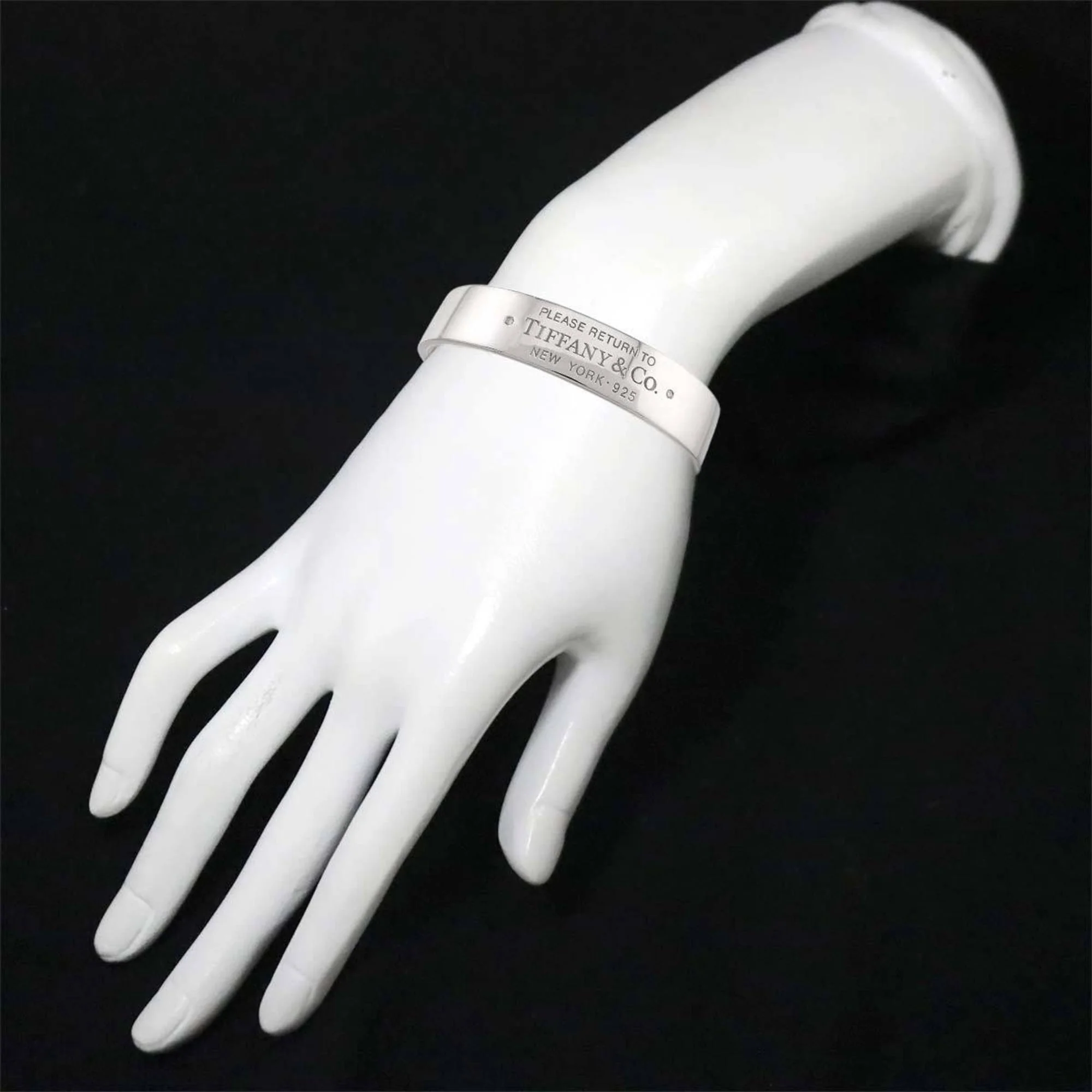 Return To Narrow Cuff Bracelet Sterling Silver with Diamond - Image 7