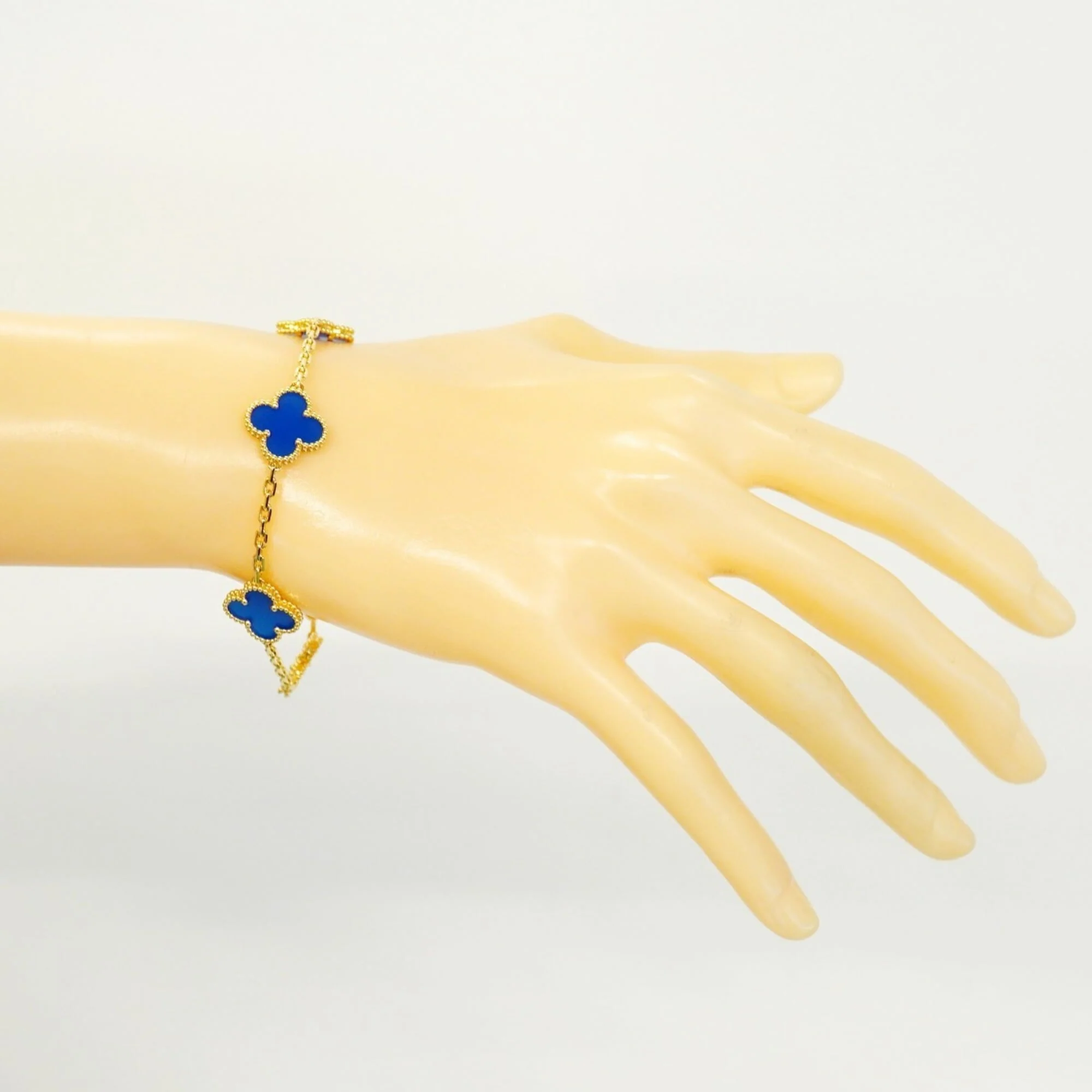 Alhambra Bracelet 18K Yellow Gold - Image 8
