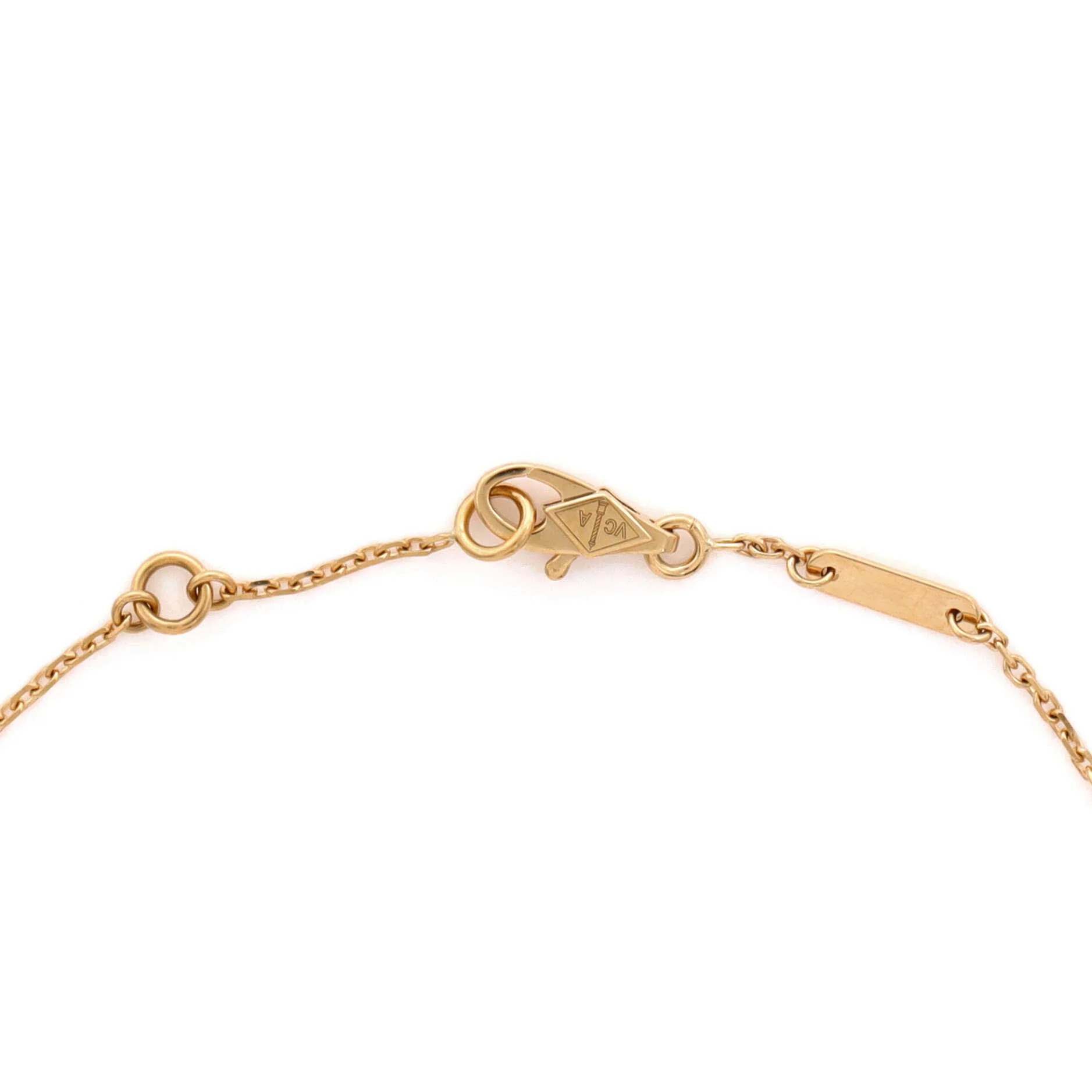 Sweet Alhambra Bracelet 18K Yellow Gold and Mother of Pearl - Image 4