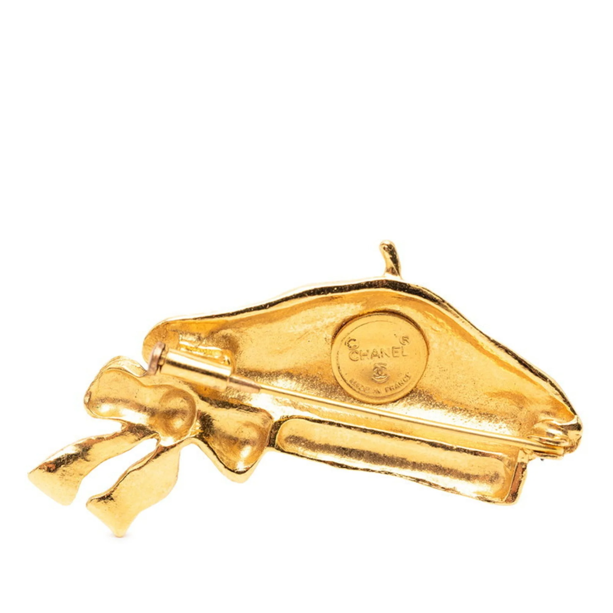Beret Ribbon Motif Brooch Metal - Image 3