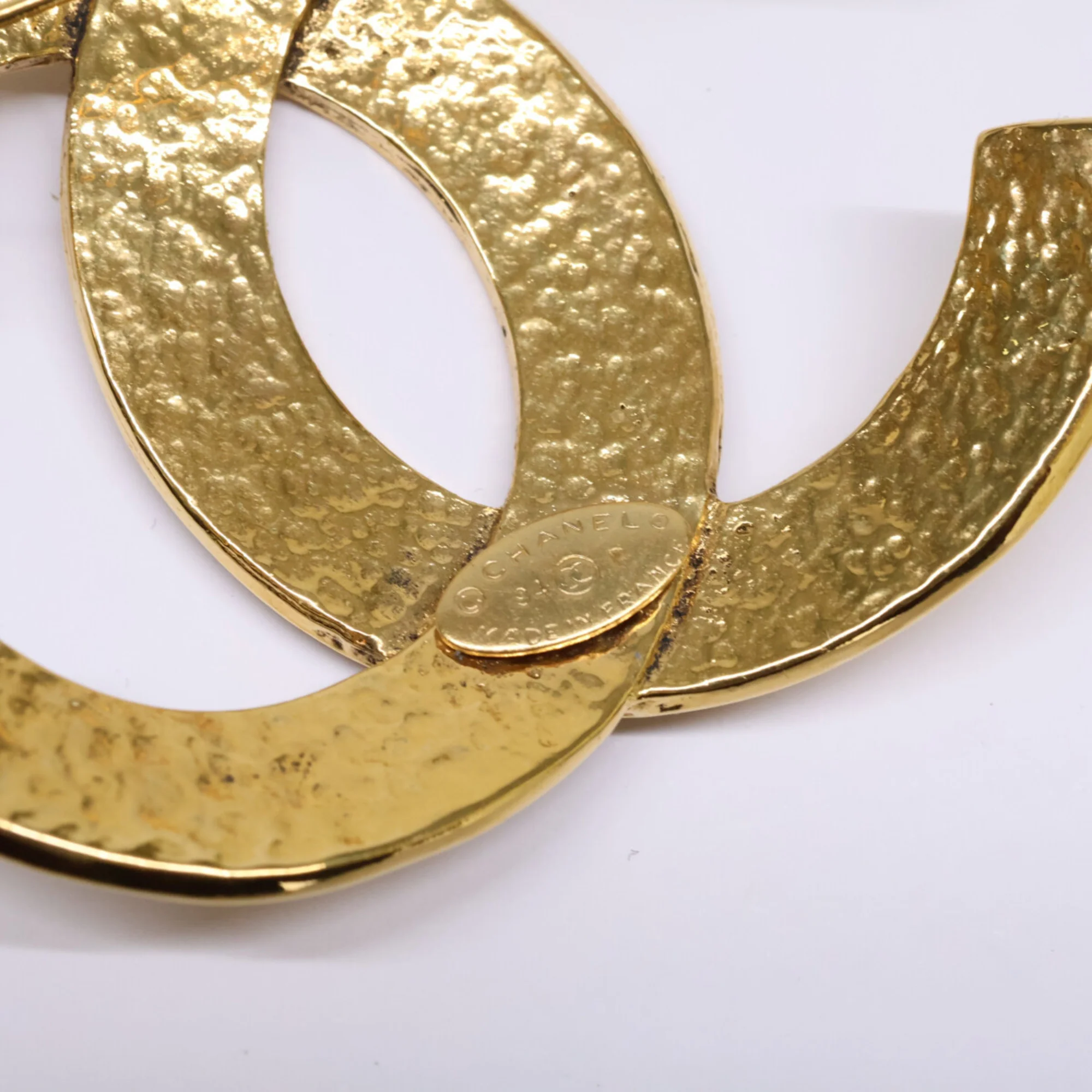 CC Logo Brooch Gold-Tone Metal - Image 7