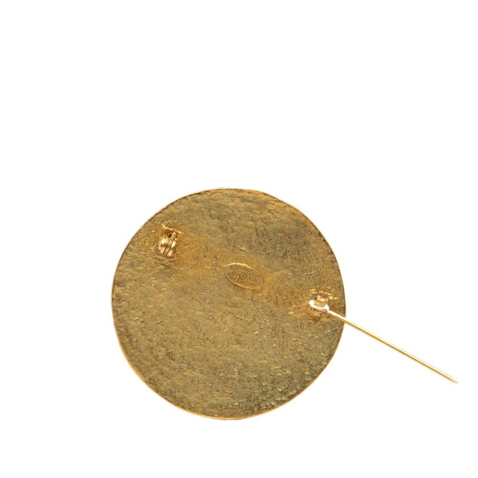 CC Logo Brooch Metal - Image 3