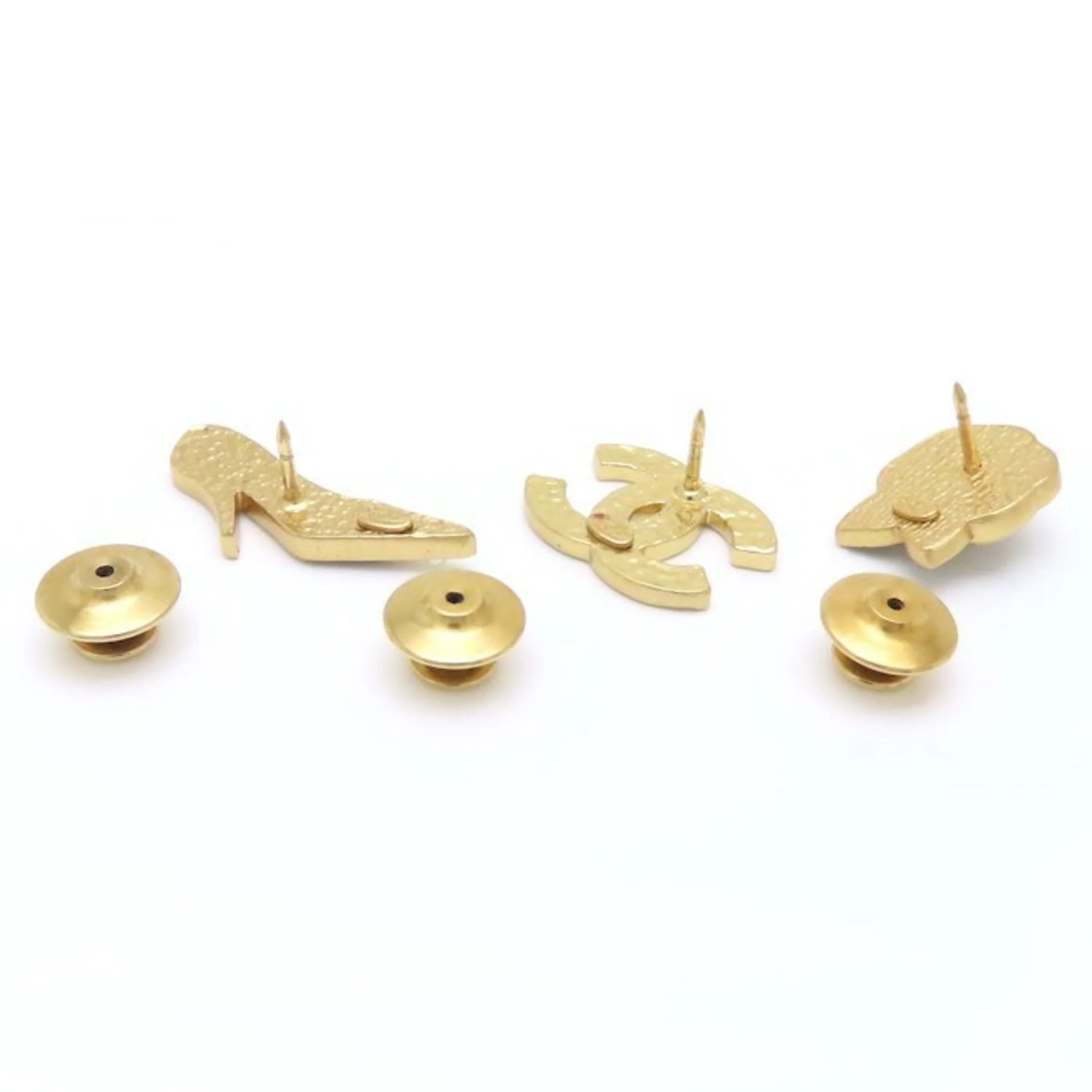 CC Logo Brooch Metal - Image 4