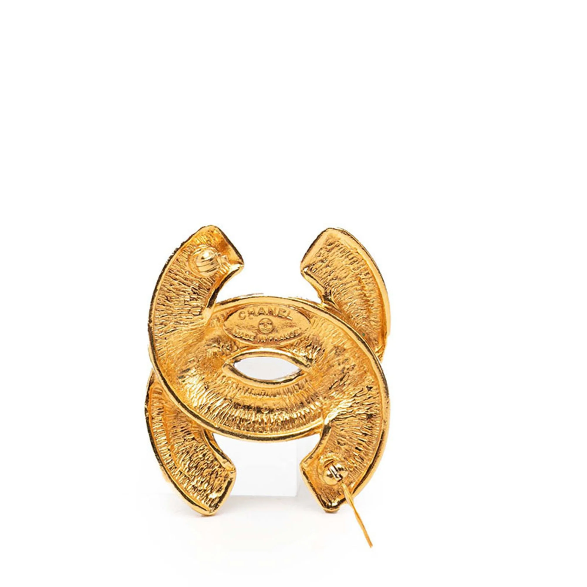 CC Logo Brooch Metal - Image 3