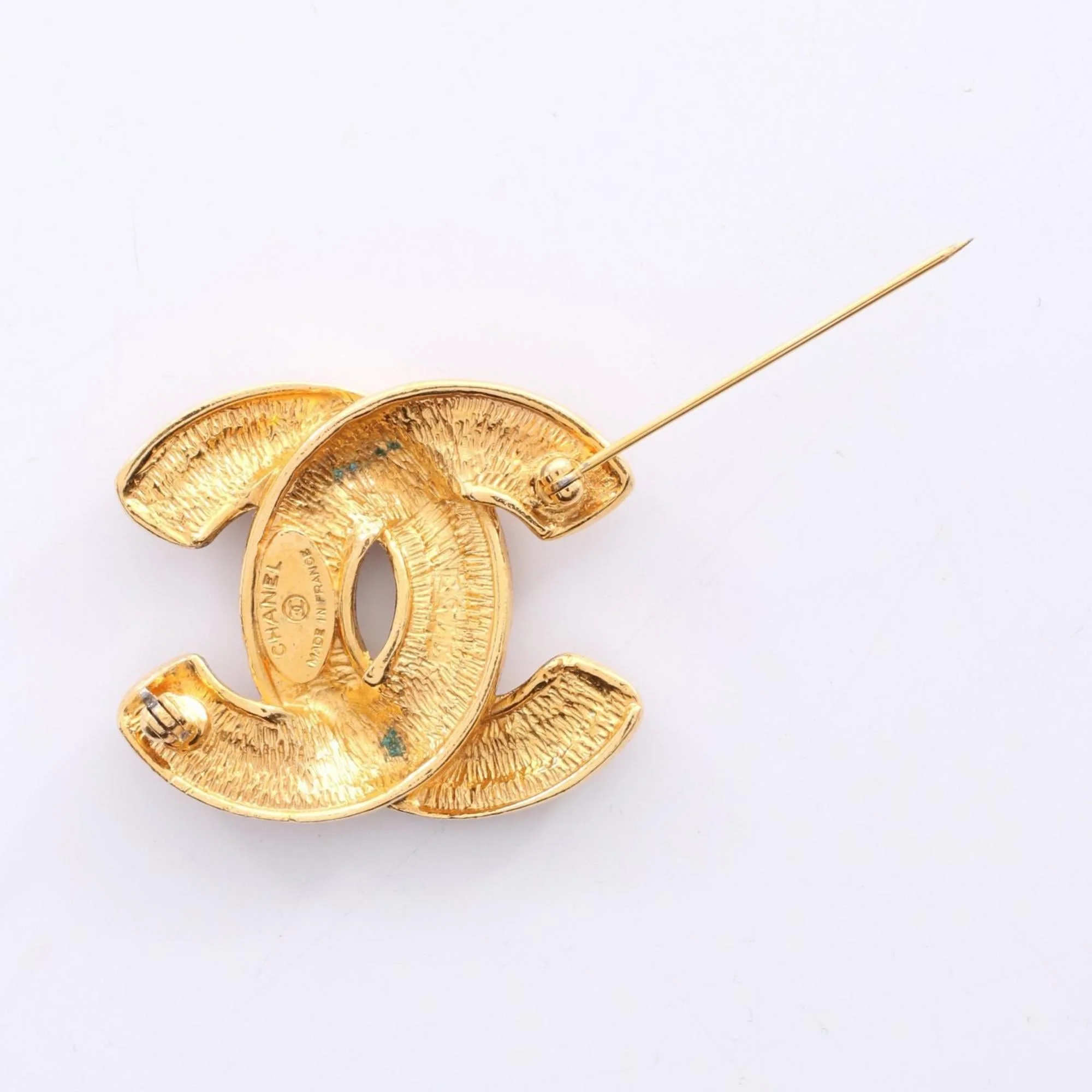 CC Logo Brooch Metal - Image 2